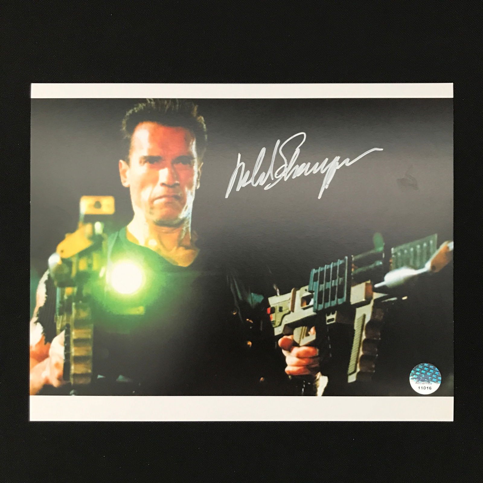 ARNOLD SCHWARZENEGGER SIGNED TERMINATOR 8X10 - KB COA (1 of 1)