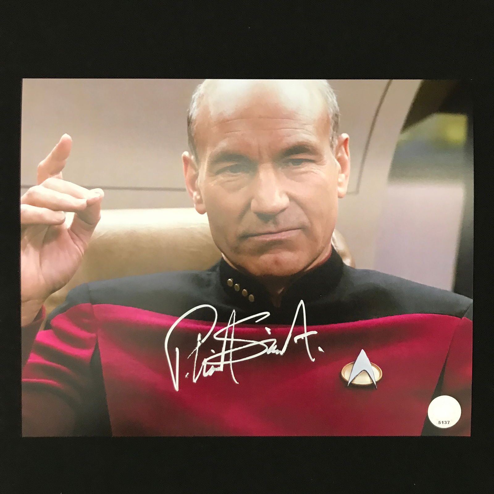 PATRICK STEWART SIGNED JEAN LUC PICARD STAR TREK 8X10 - KB COA (1 of 1)