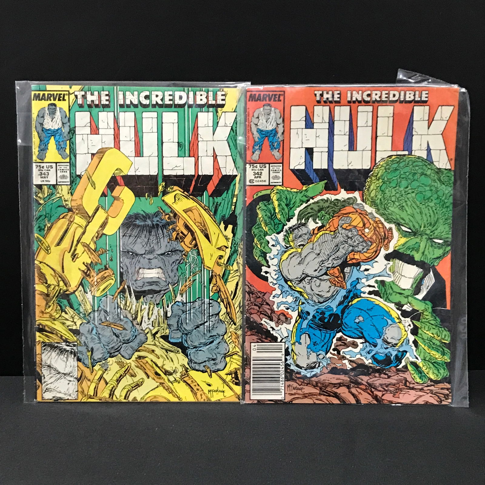 LOT OF 2 THE INCREDIBLE HULK COMICS (MARVEL COMICS) (1 of 1)