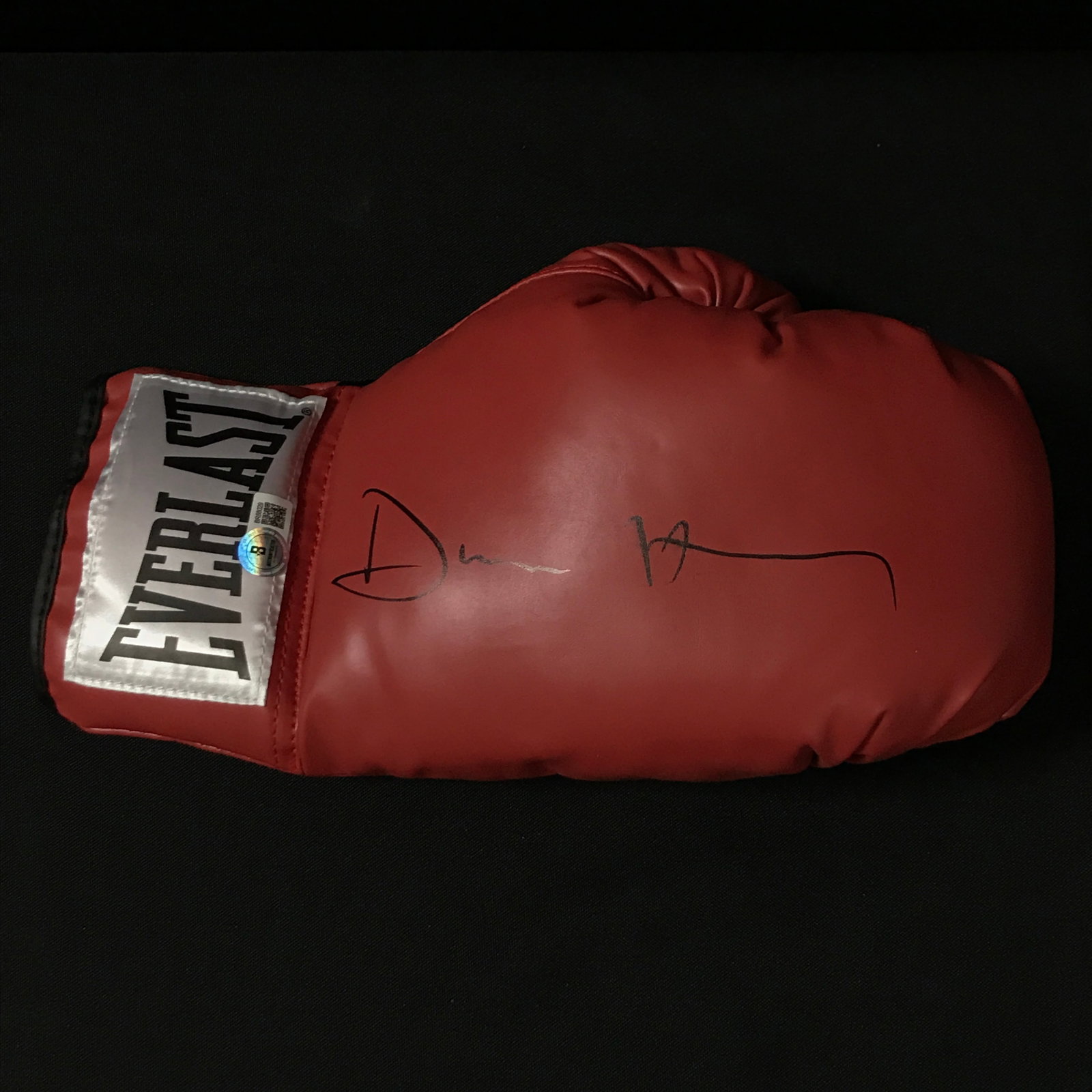 DEVIN HANEY SIGNED BOXING GLOVE. BECKETT COA: Prices are in Canadian dollars