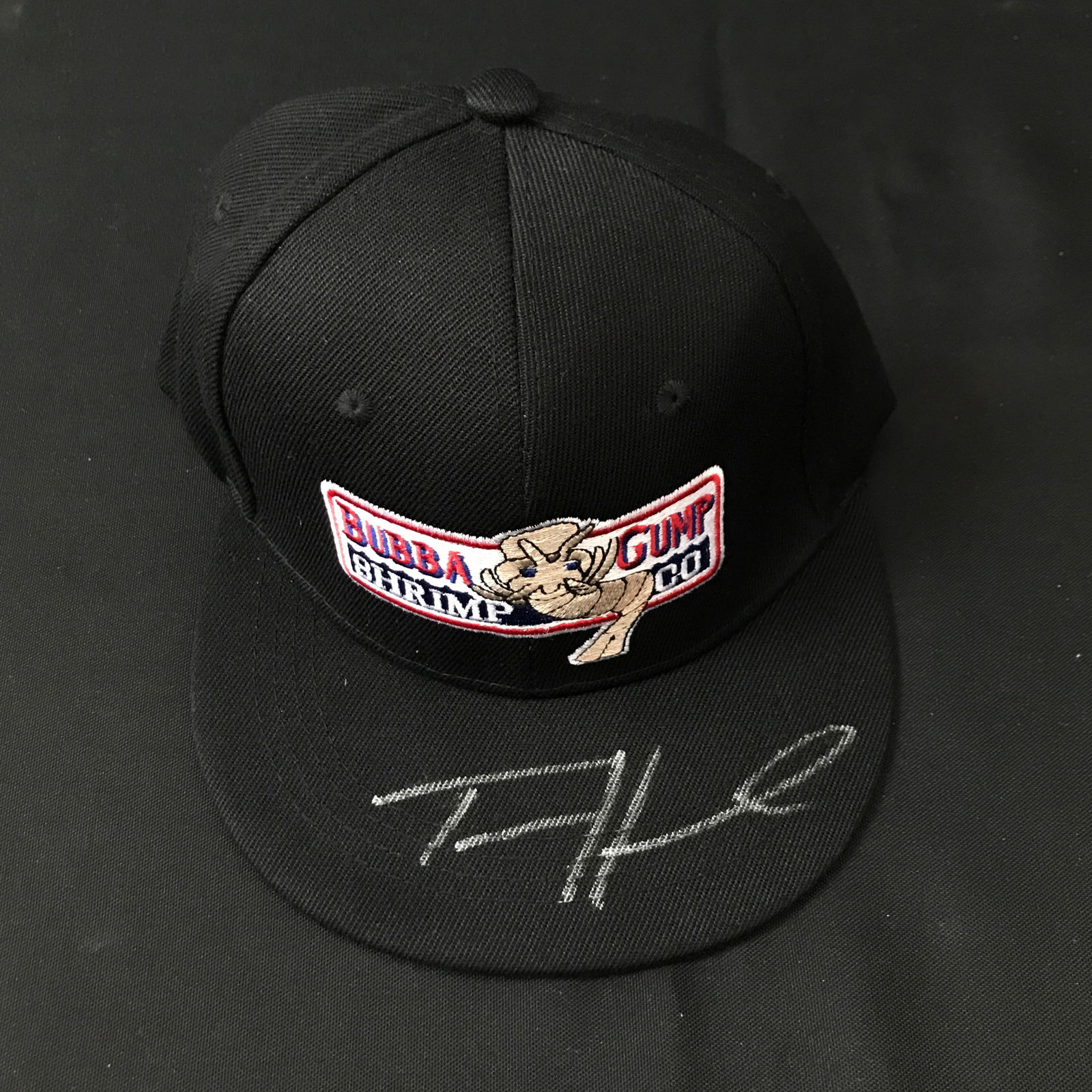 TOM HANKS SIGNED BUBBA GUMP SHRIMP HAT - KB COA (1 of 1)