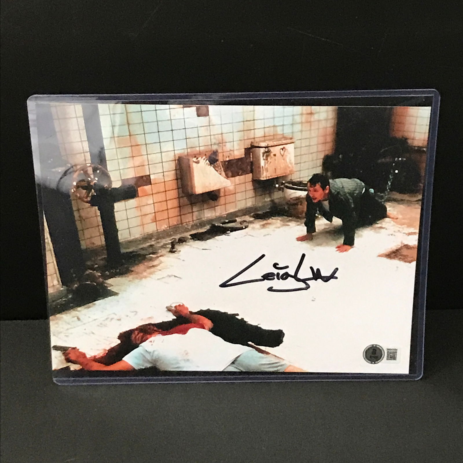 LEIGH WHANNELL SIGNED 8X10 PHOTO BECKETT COA: Prices are in Canadian dollars