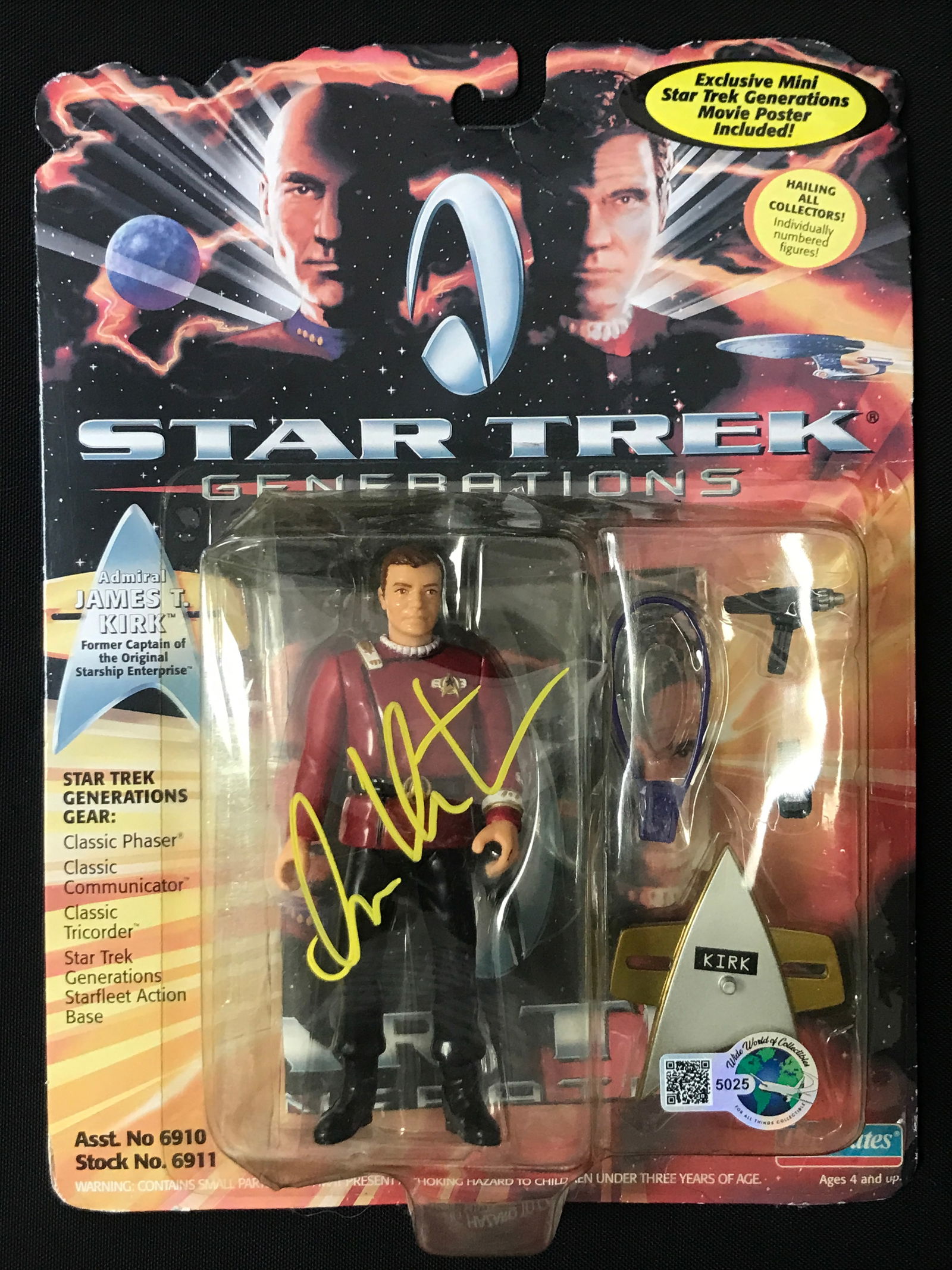 WILLIAM SHATNER SIGNED CAPTAIN KIRK ACTION FIGURE - WWOC COA (1 of 1)