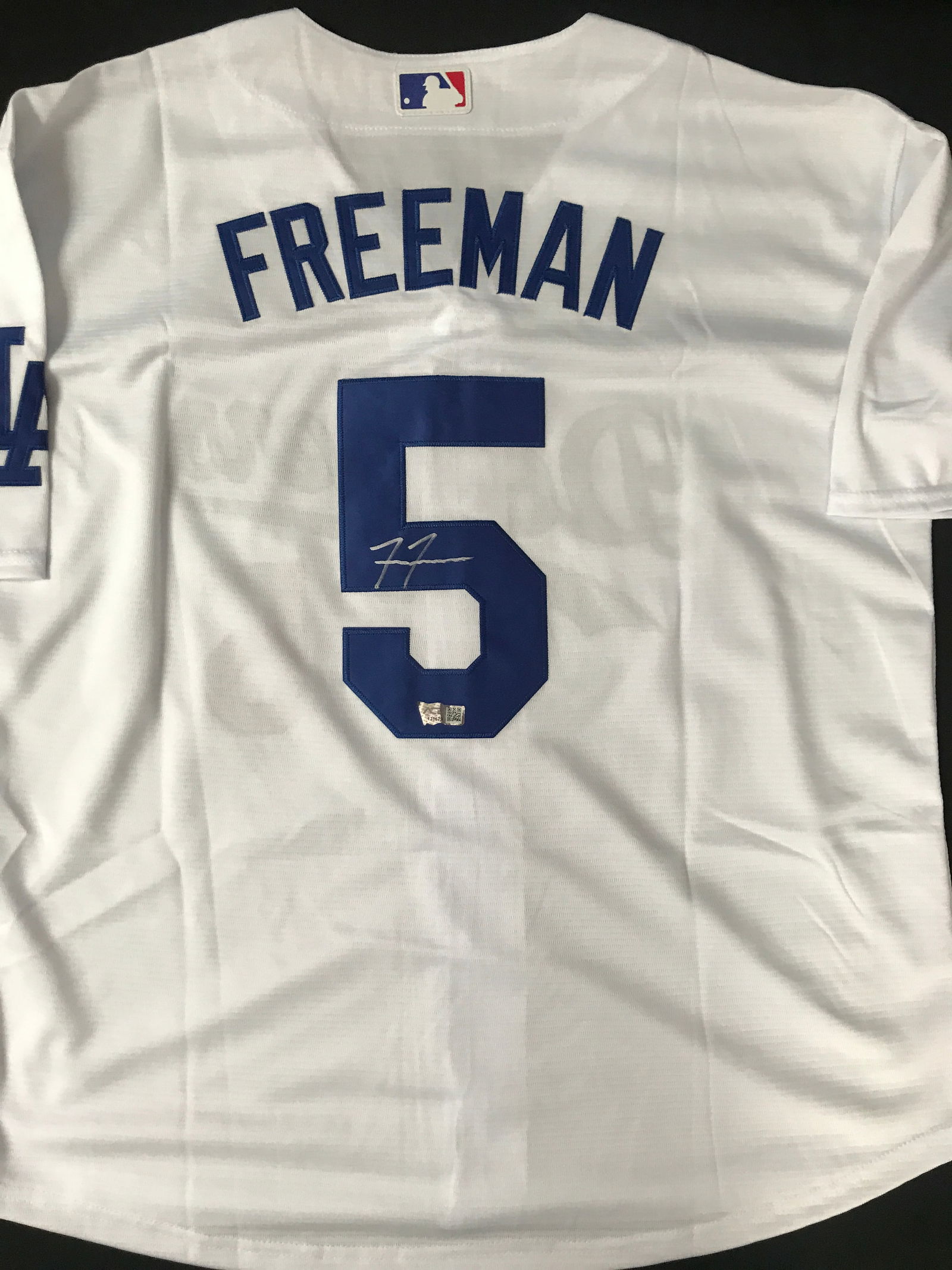 FREDDIE FREEMAN SIGNED LOS ANGELES DODGERS JERSEY - ACE COA (1 of 3)
