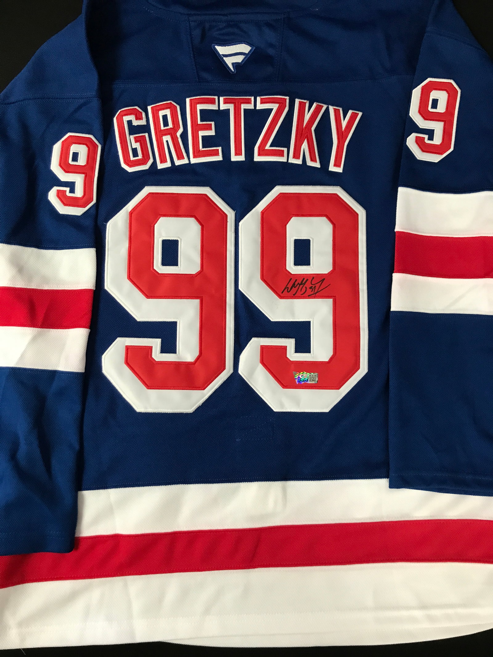 WAYNE GRETZKY SIGNED NEW YORK RANGERS JERSEY - ACE COA: Prices are in Canadian dollars