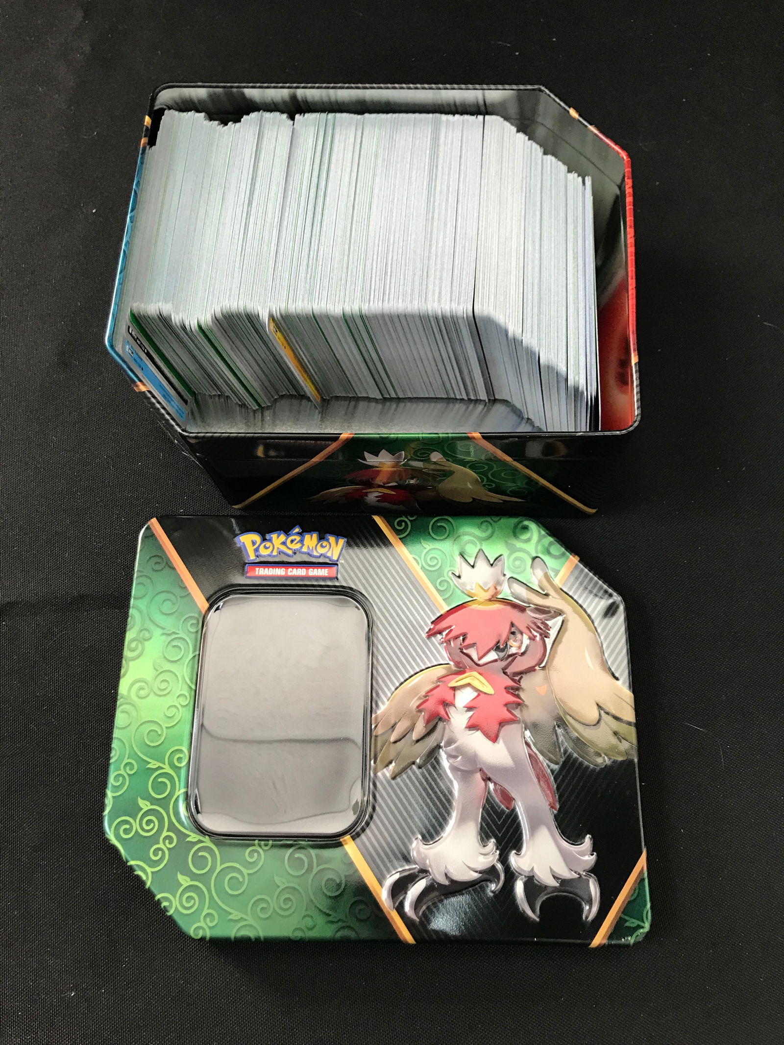 LARGE POKEMON TRADING CARD LOT (1 of 1)
