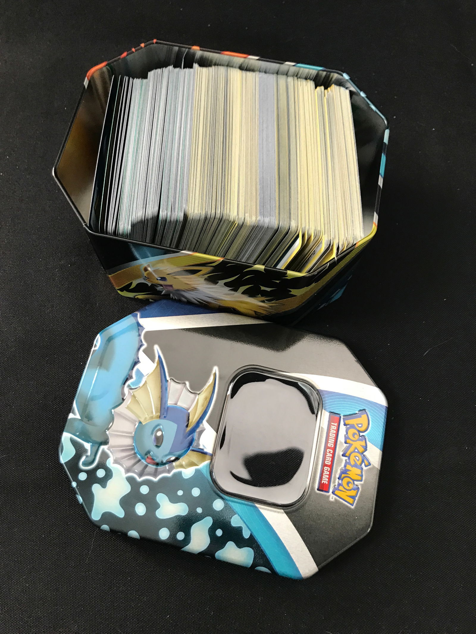 LARGE POKEMON TRADING CARD LOT (1 of 1)