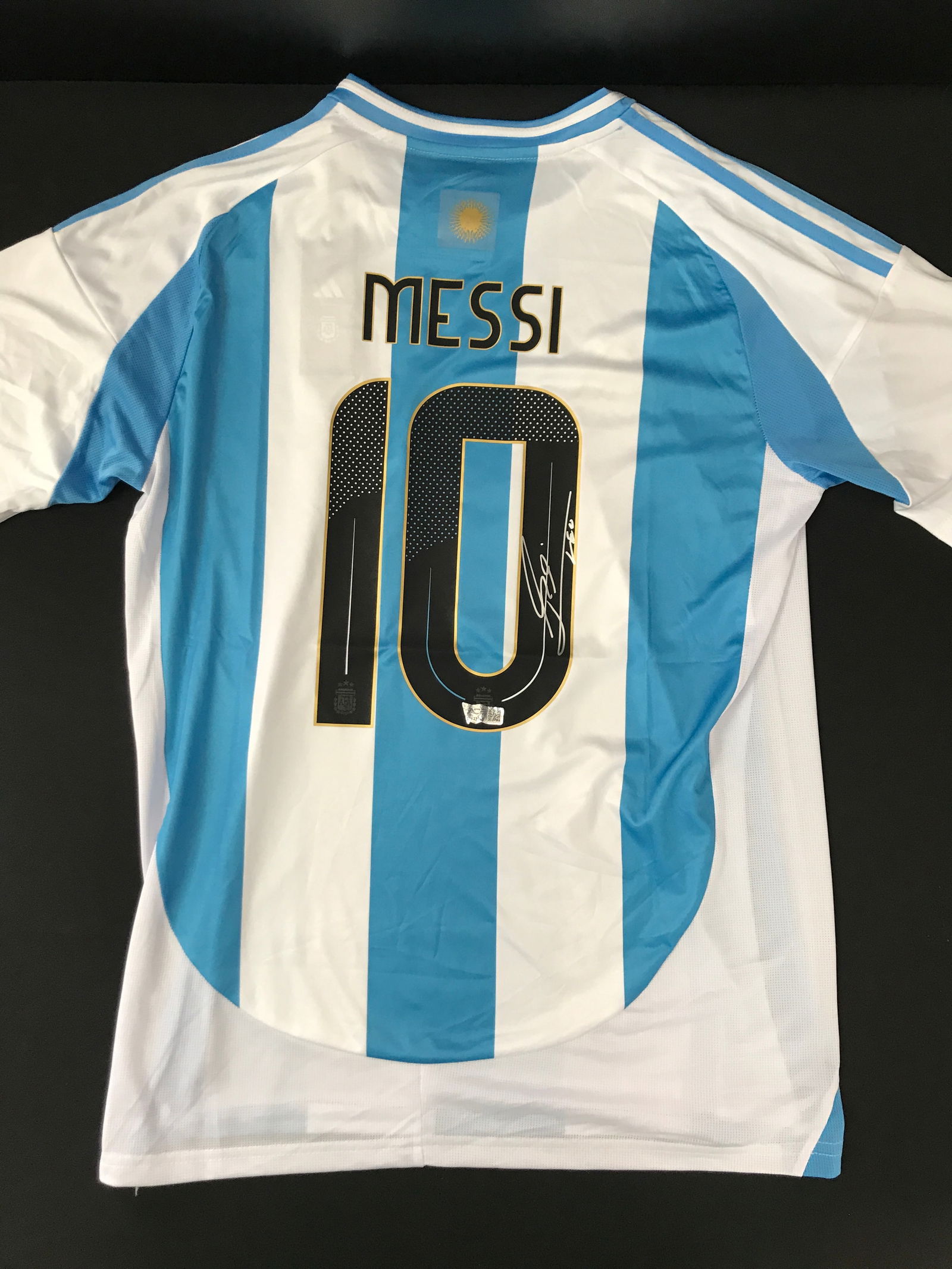 LIONEL MESSI SIGNED FOOTBALL JERSEY - ACE COA (1 of 3)