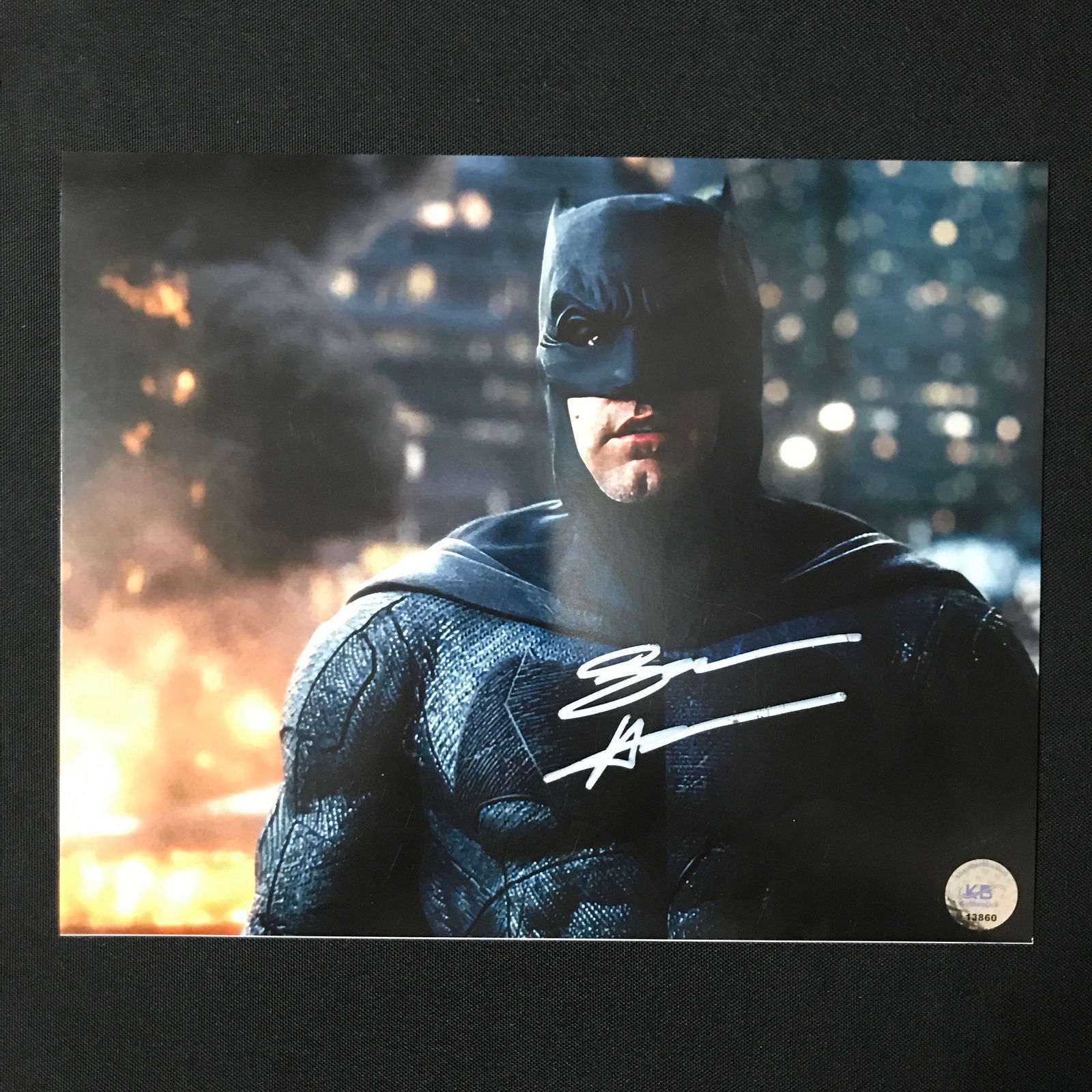 BEN AFFLECK SIGNED BATMAN 8X10 - KB COA (1 of 1)