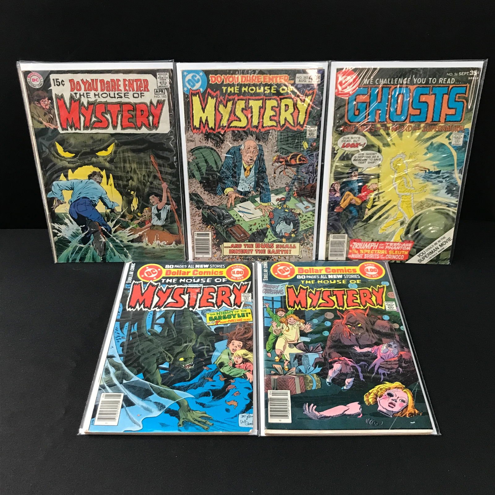 LOT OF 5 DC COMICS (1 of 1)