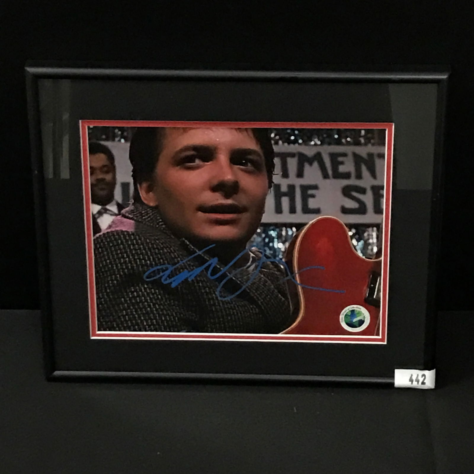 MICHAEL J FOX SIGNED AND FRAMED 8X10 - WWOC COA (1 of 1)