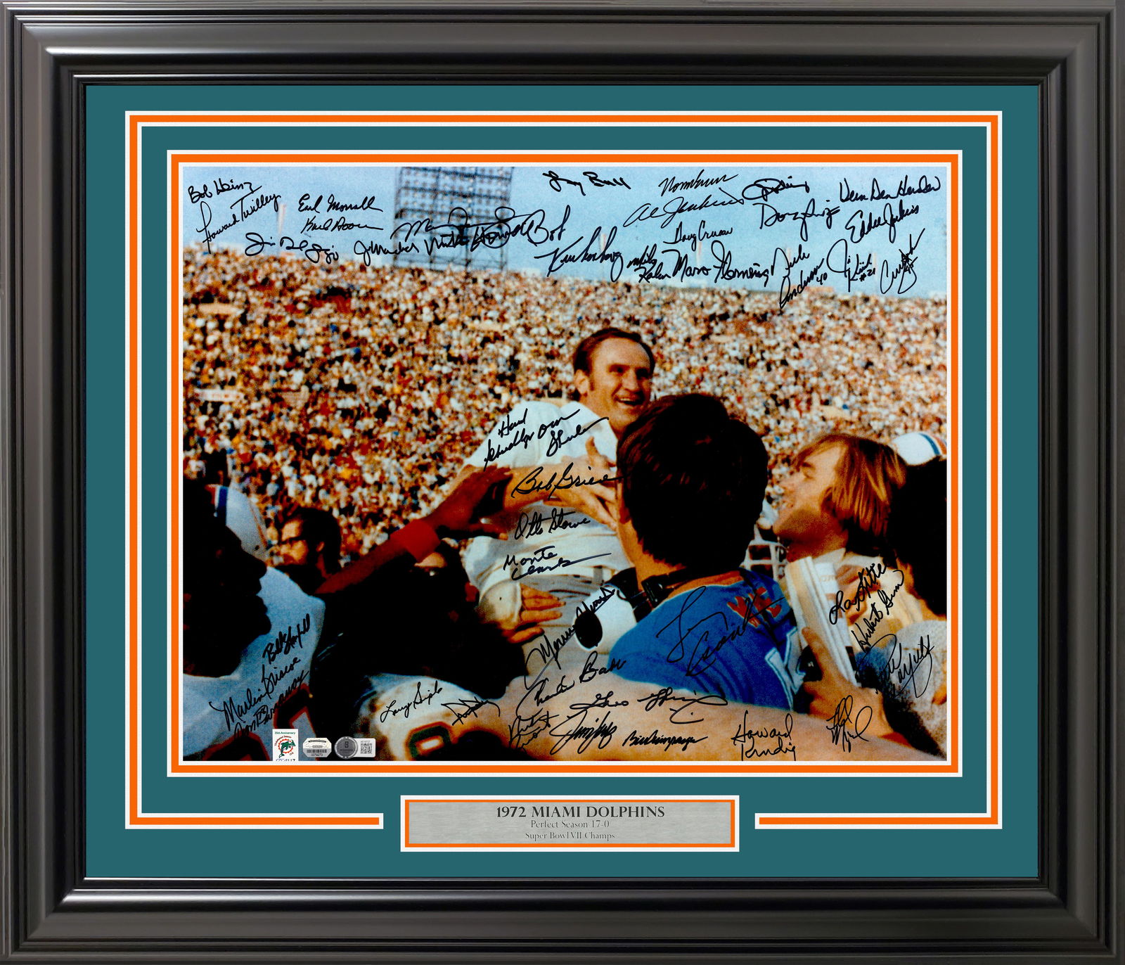 1972 MIAMI DOLPHINS PERFECT SEASON TEAM SIGNED 20X24 WITH 40 AUTOS - BECKETT COA (1 of 2)