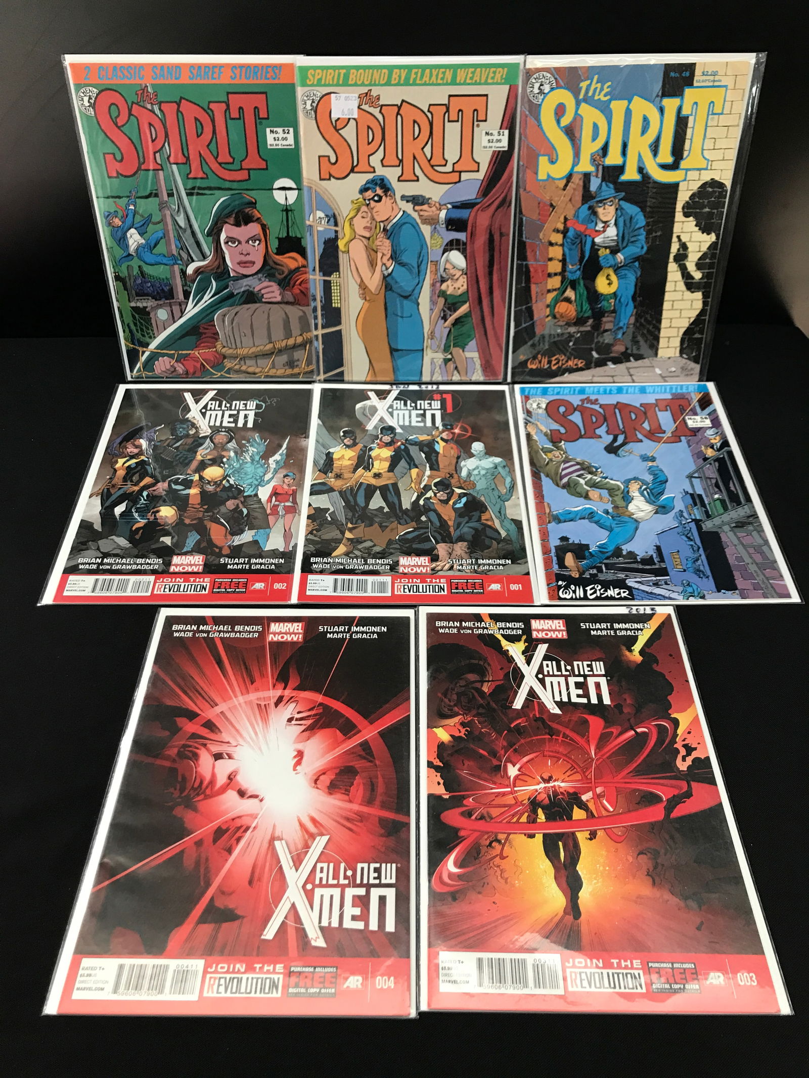 LOT OF 8 COMICS - VARIOUS PUBLISHERS (1 of 1)