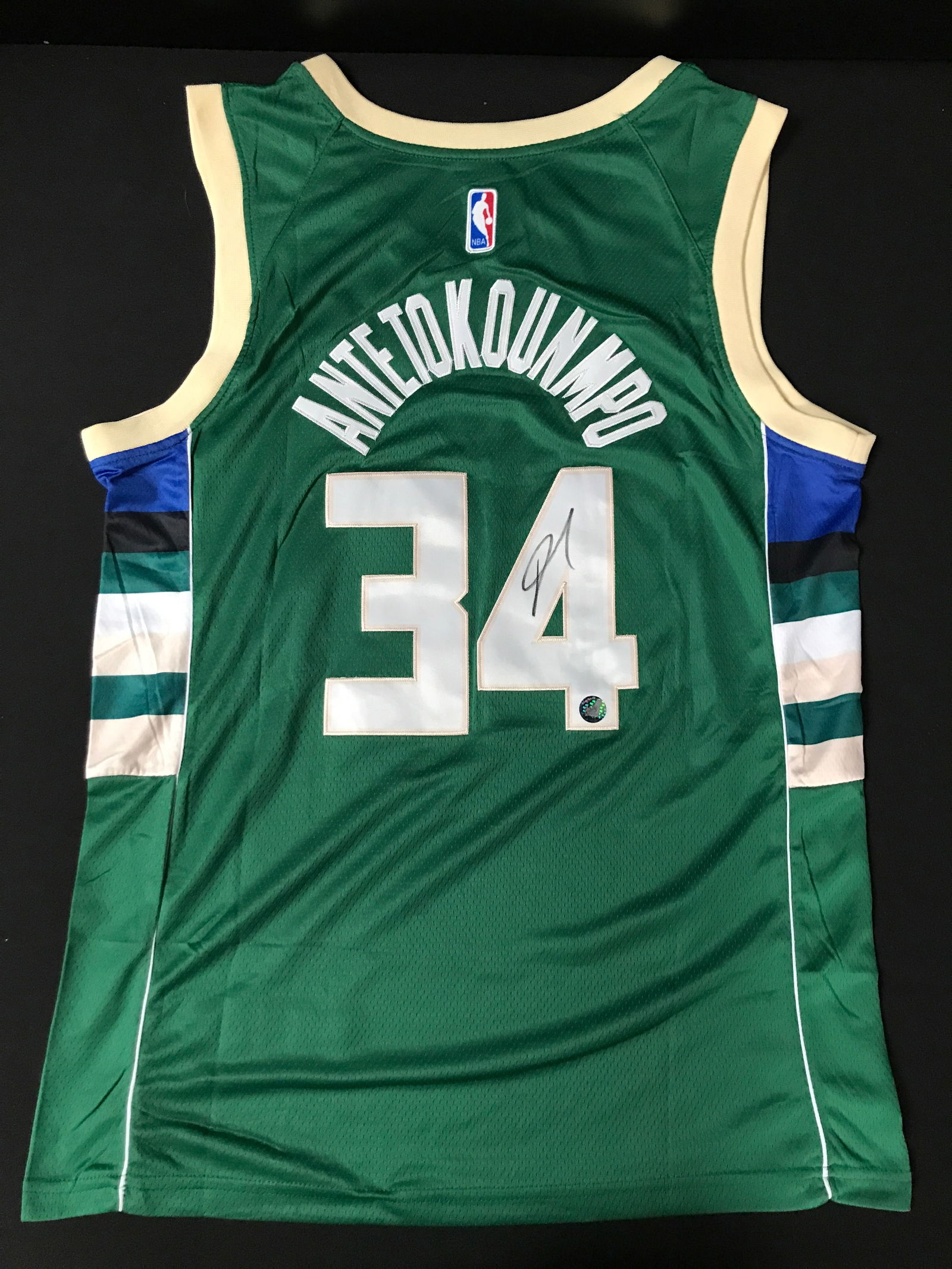 GIANNIS ANTETOKOUNMPO SIGNED MILWAUKEE BUCKS SIGNED JERSEY - KB COA (1 of 3)