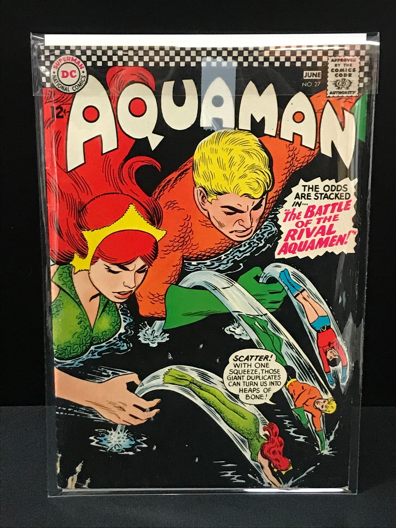 AQUAMAN #27 - DC COMICS (1 of 1)