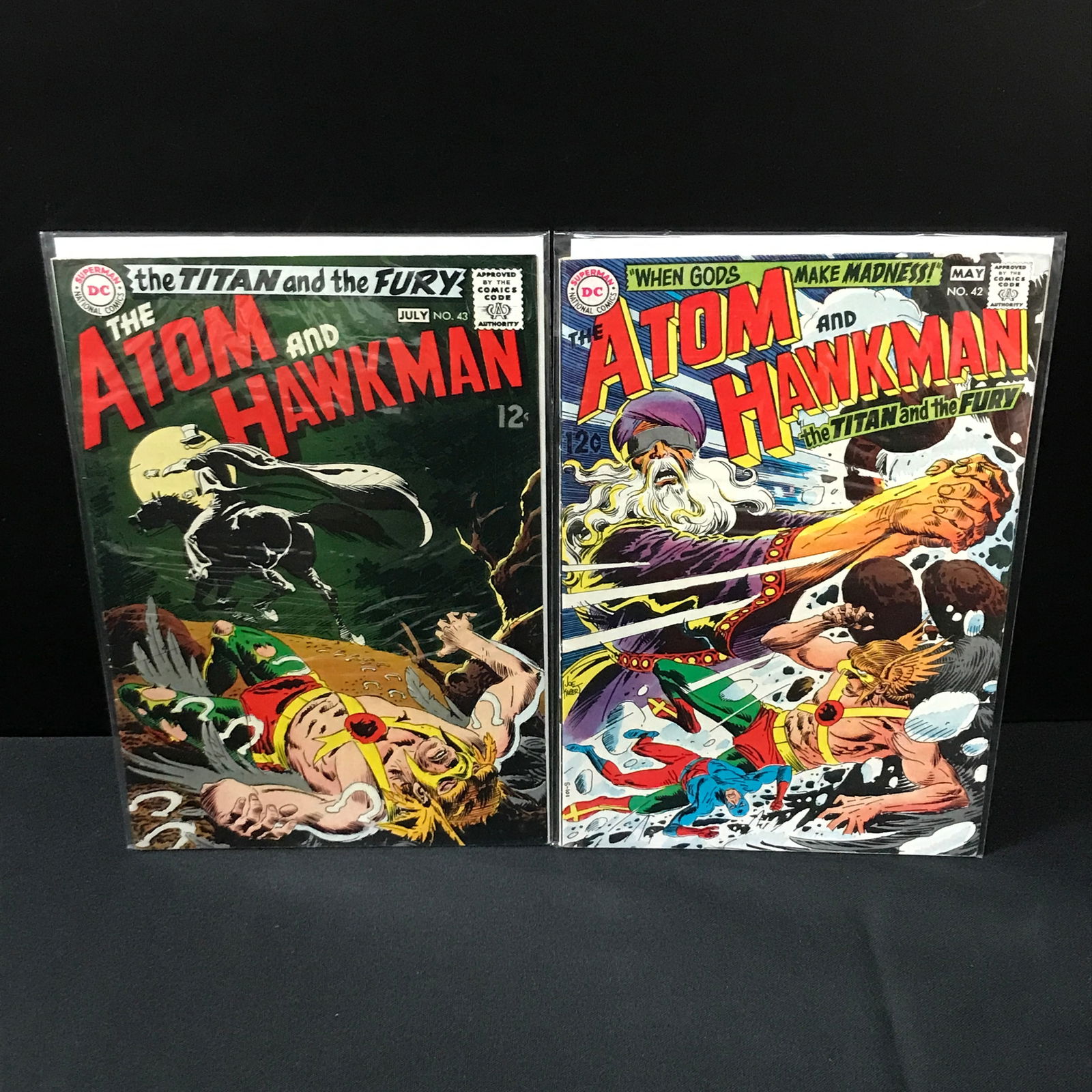 LOT OF 2 THE ATOM AND HAWKMAN COMICS #42-43 - DC COMICS (1 of 1)
