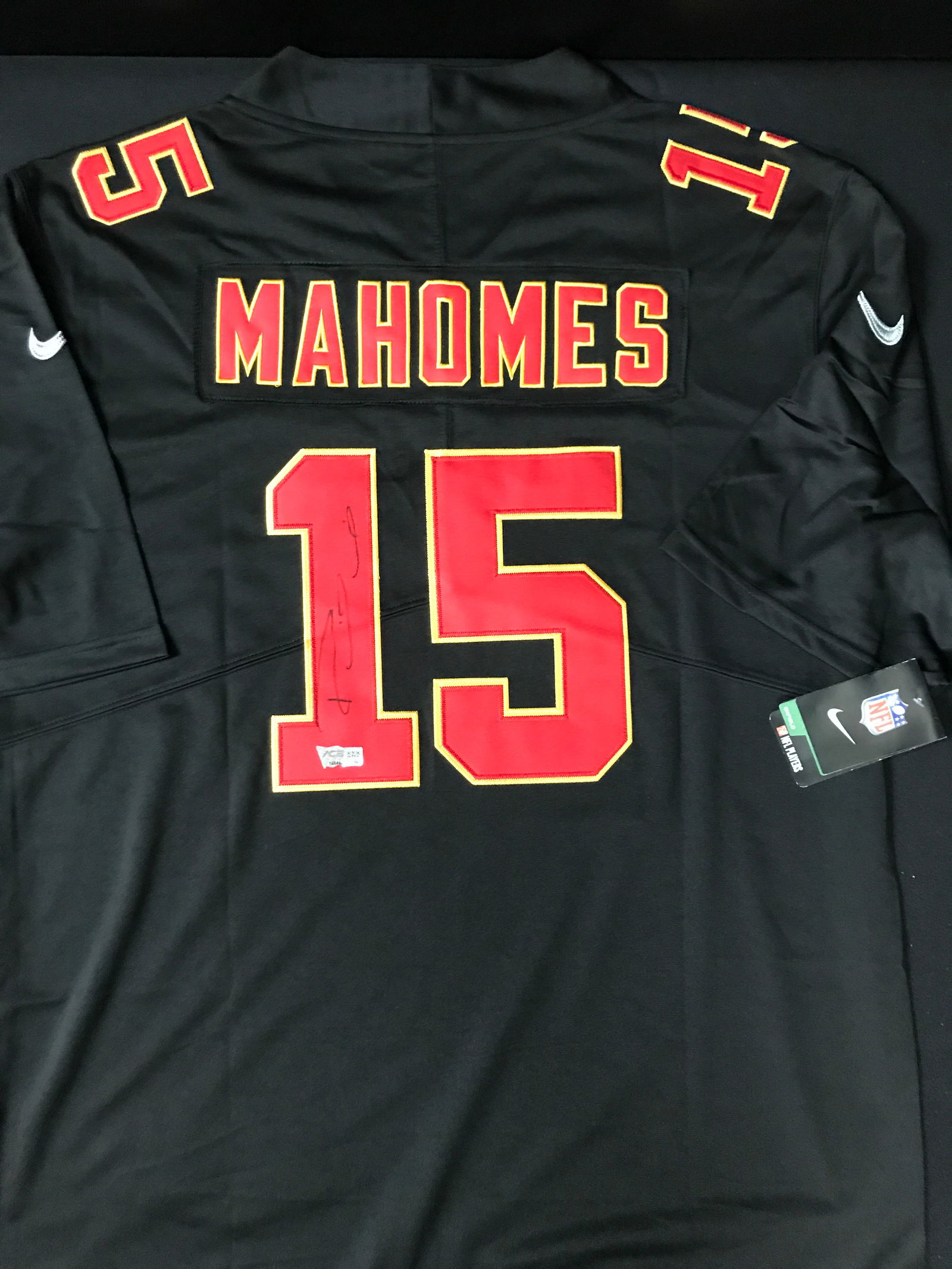 PATRICK MAHOMES SIGNED KANSAS CITY CHIEFS JERSEY - ACE COA (1 of 3)