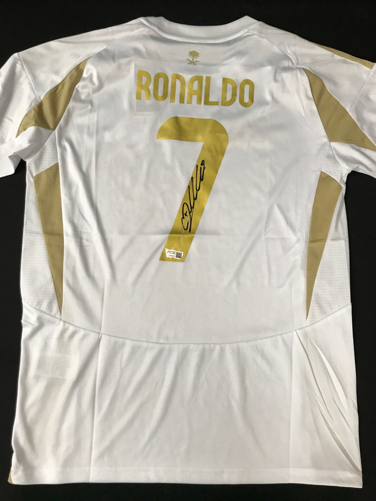 CRISTIANO RONALDO SIGNED JERSEY - ACE COA (1 of 3)