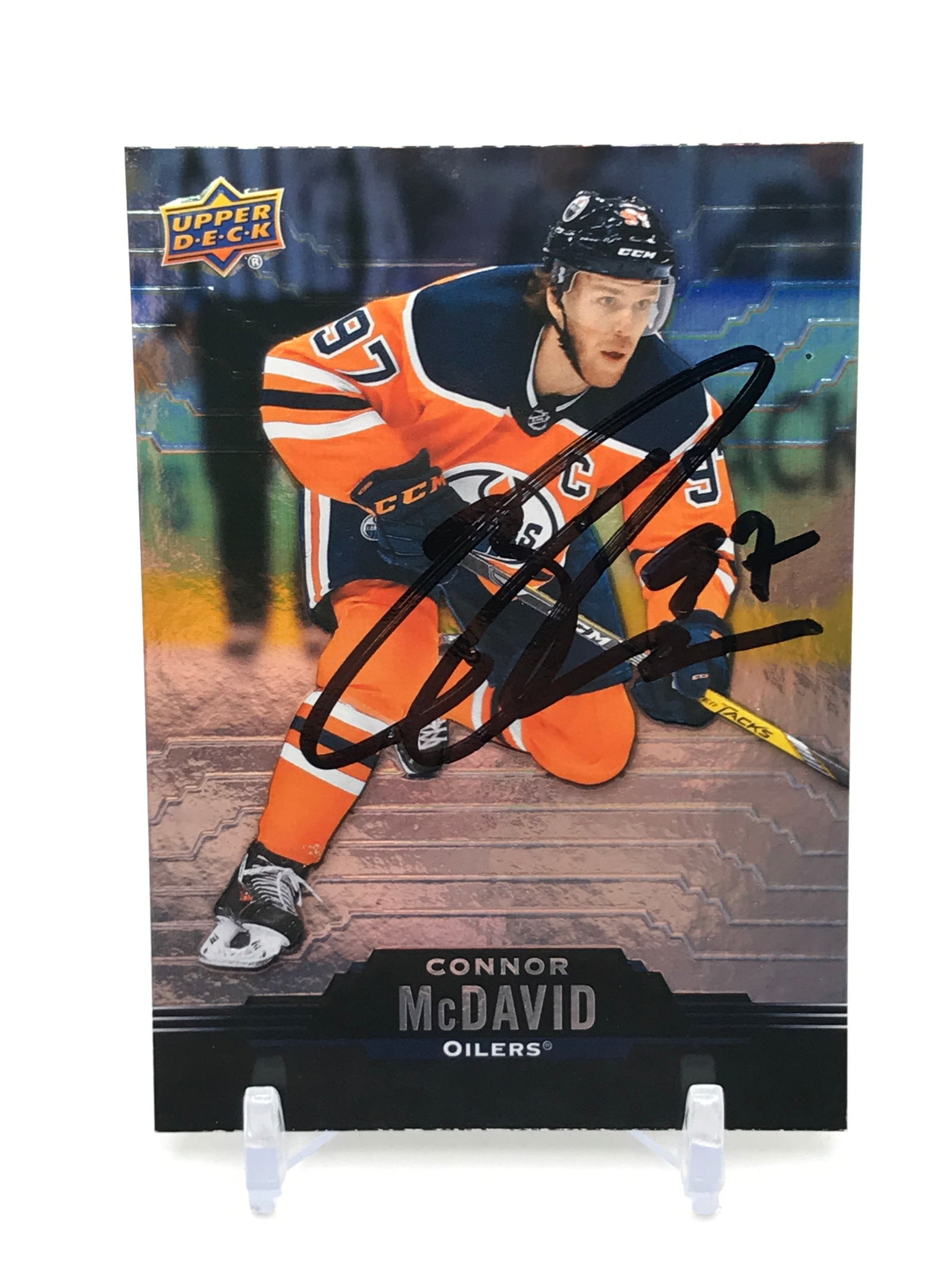 CONNOR MCDAVID SIGNED UPPER DECK TRADING CARD (1 of 2)