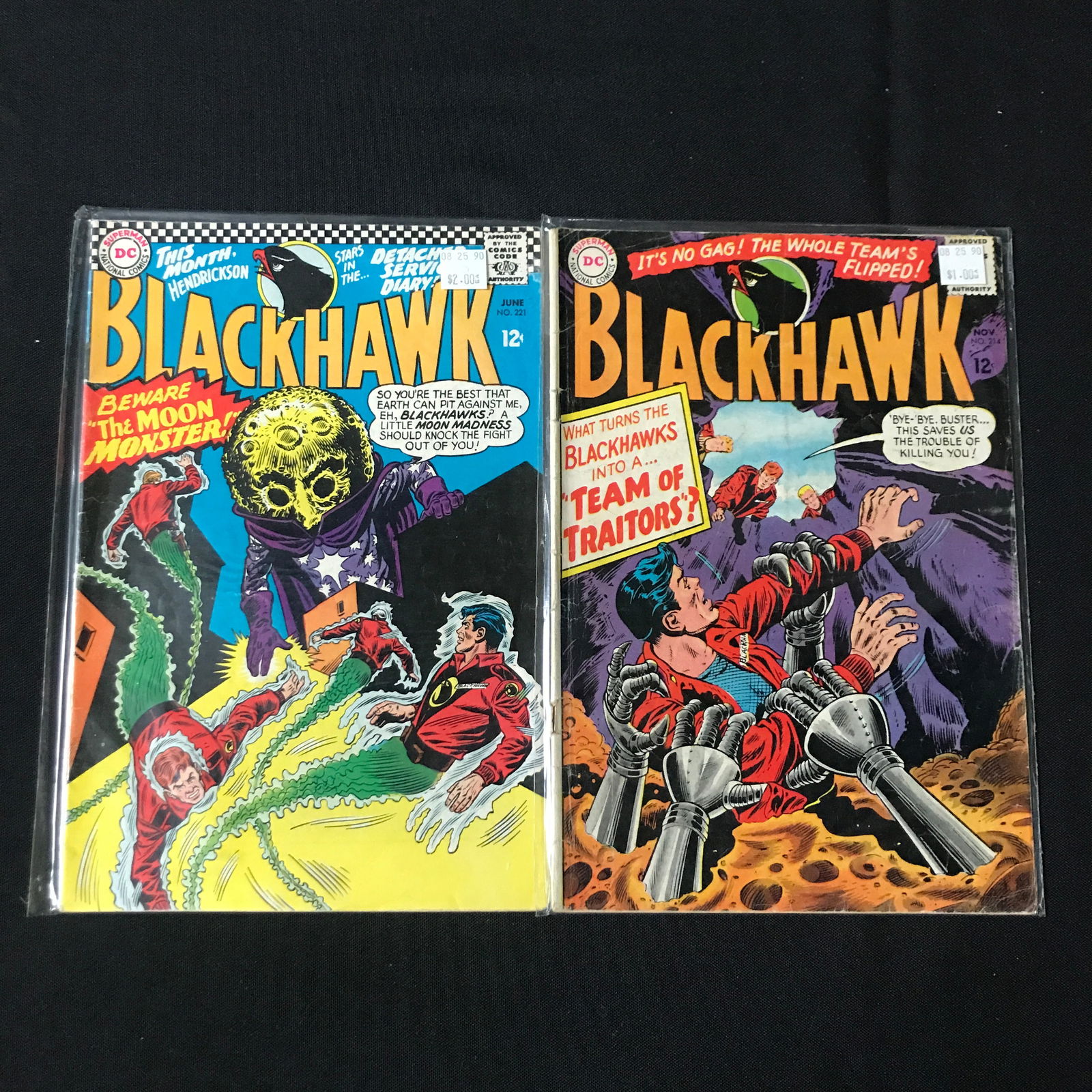LOT OF 2 BLACKHAWK COMICS - DC COMICS (1 of 1)