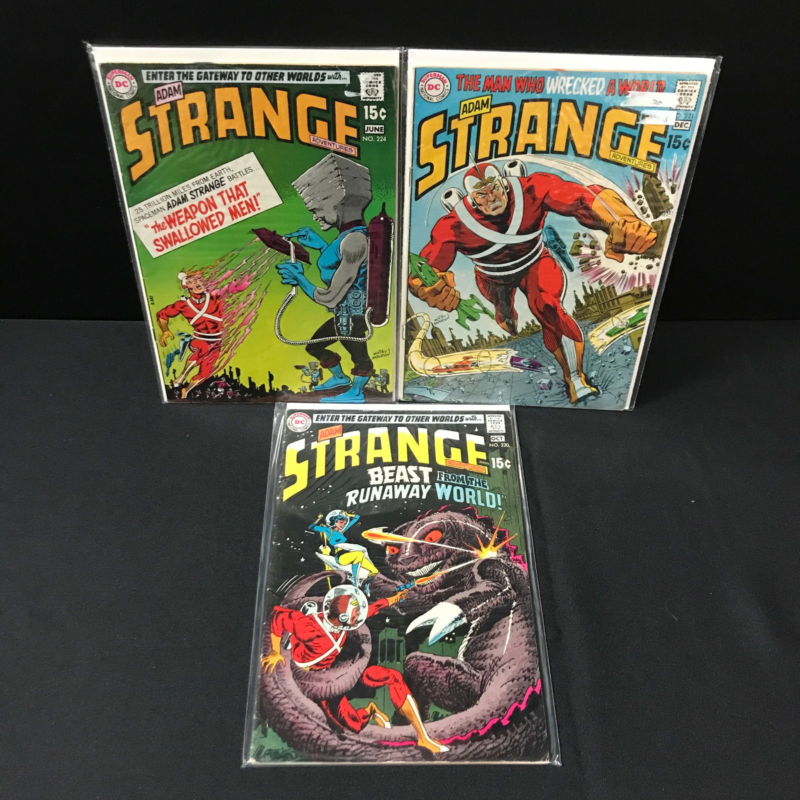 LOT OF 3 ADAM STRANGE COMICS - DC COMICS (1 of 1)