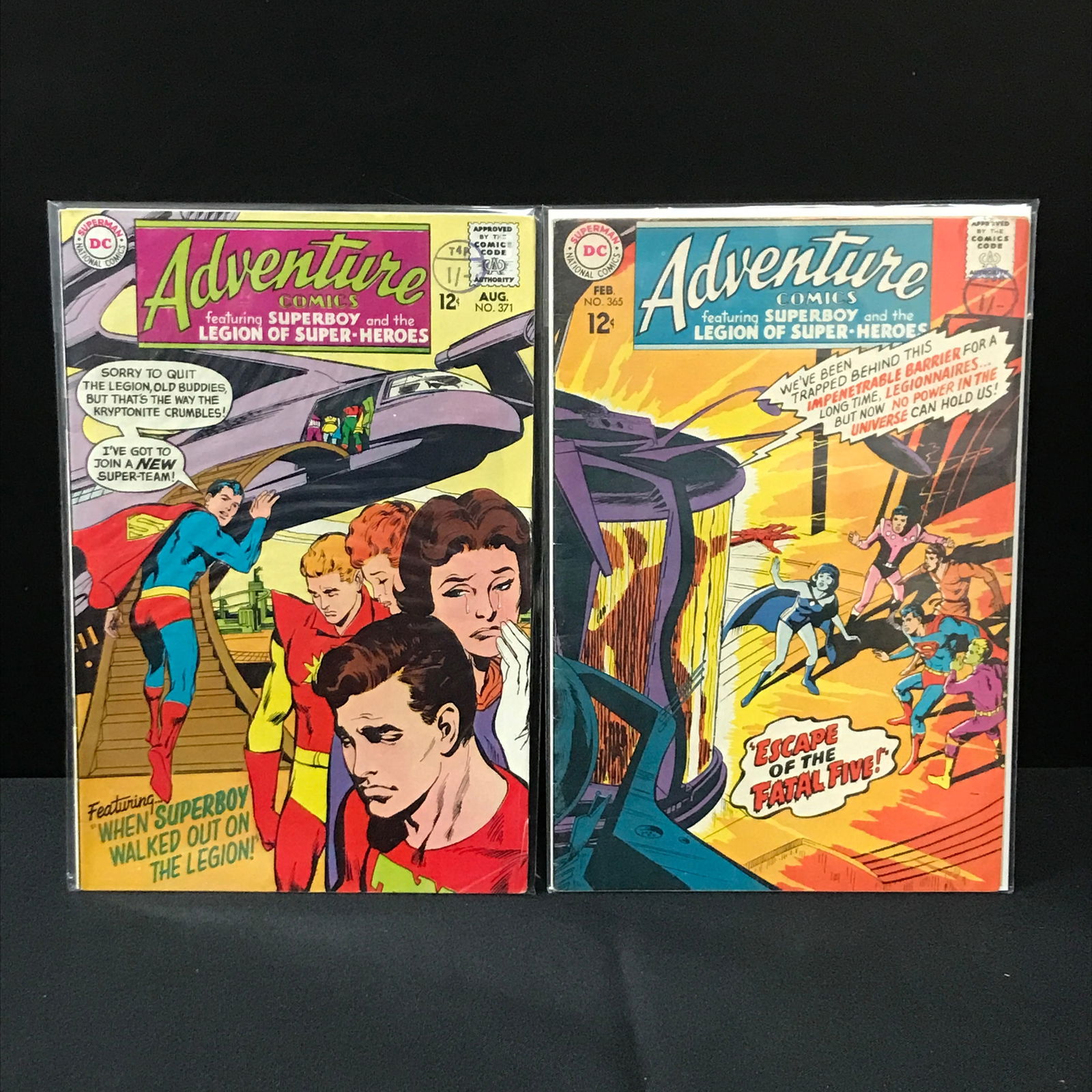 LOT OF 2 ADVENTURE COMICS - DC COMICS (1 of 1)
