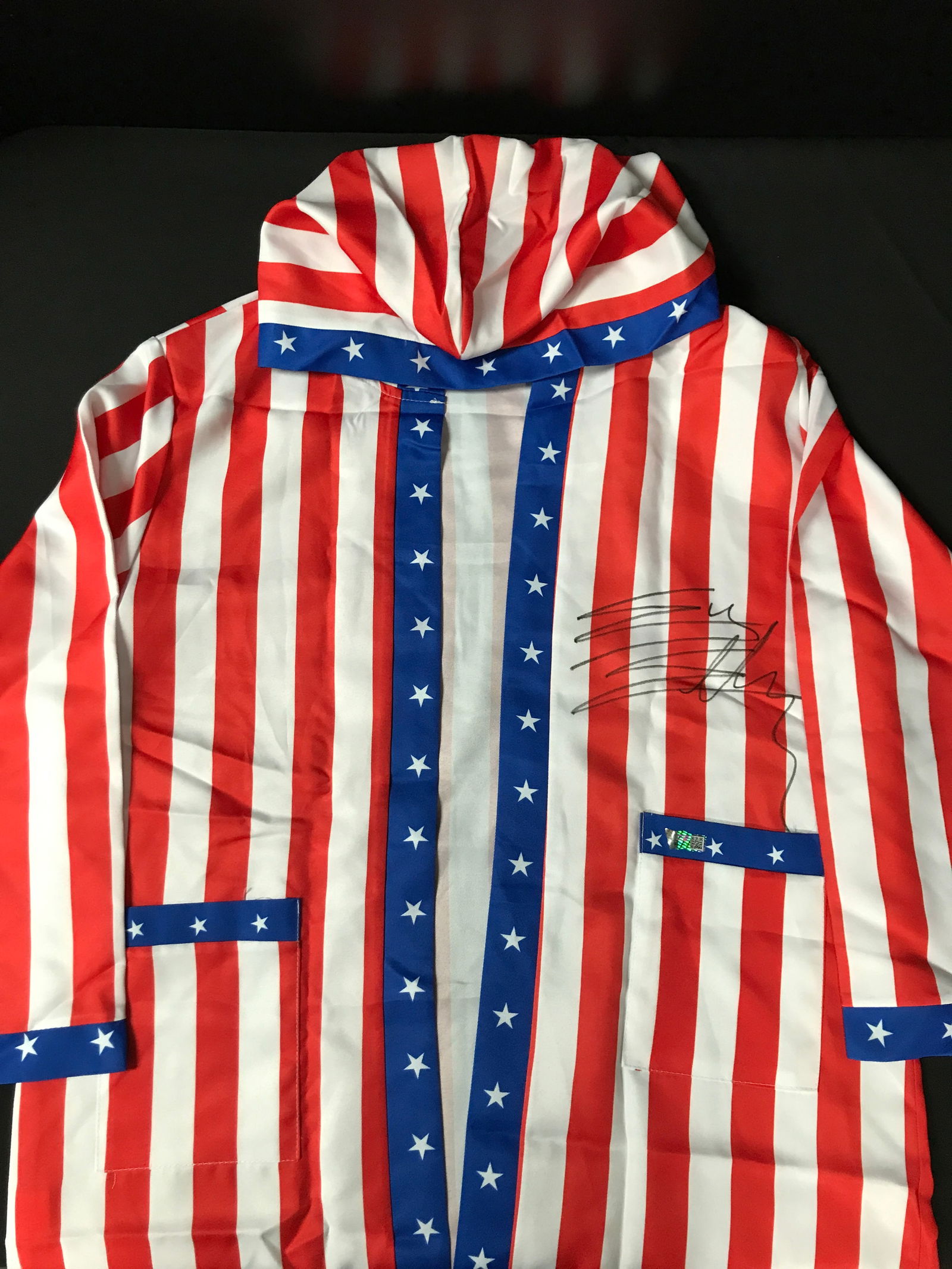 SYLVESTER STALLONE SIGNED BOXING ROBE - KB COA (1 of 2)