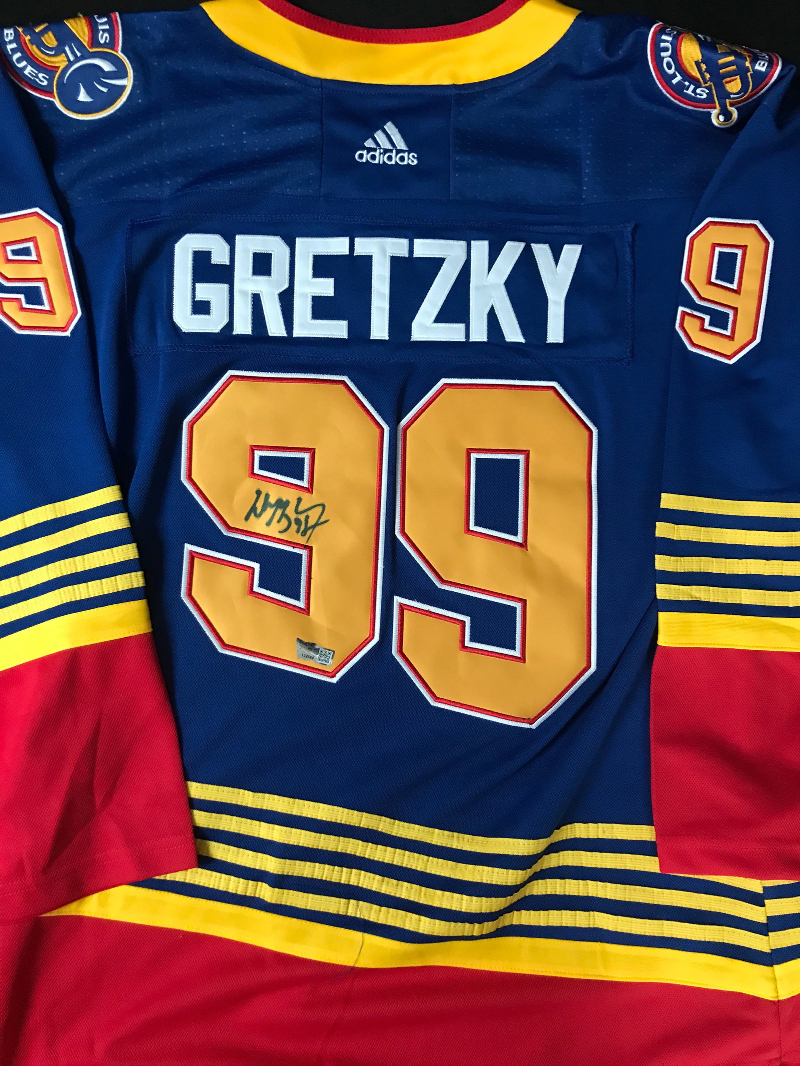 WAYNE GRETZKY SIGNED ST. LOUIS BLUES JERSEY - ACE COA: Prices are in Canadian dollars