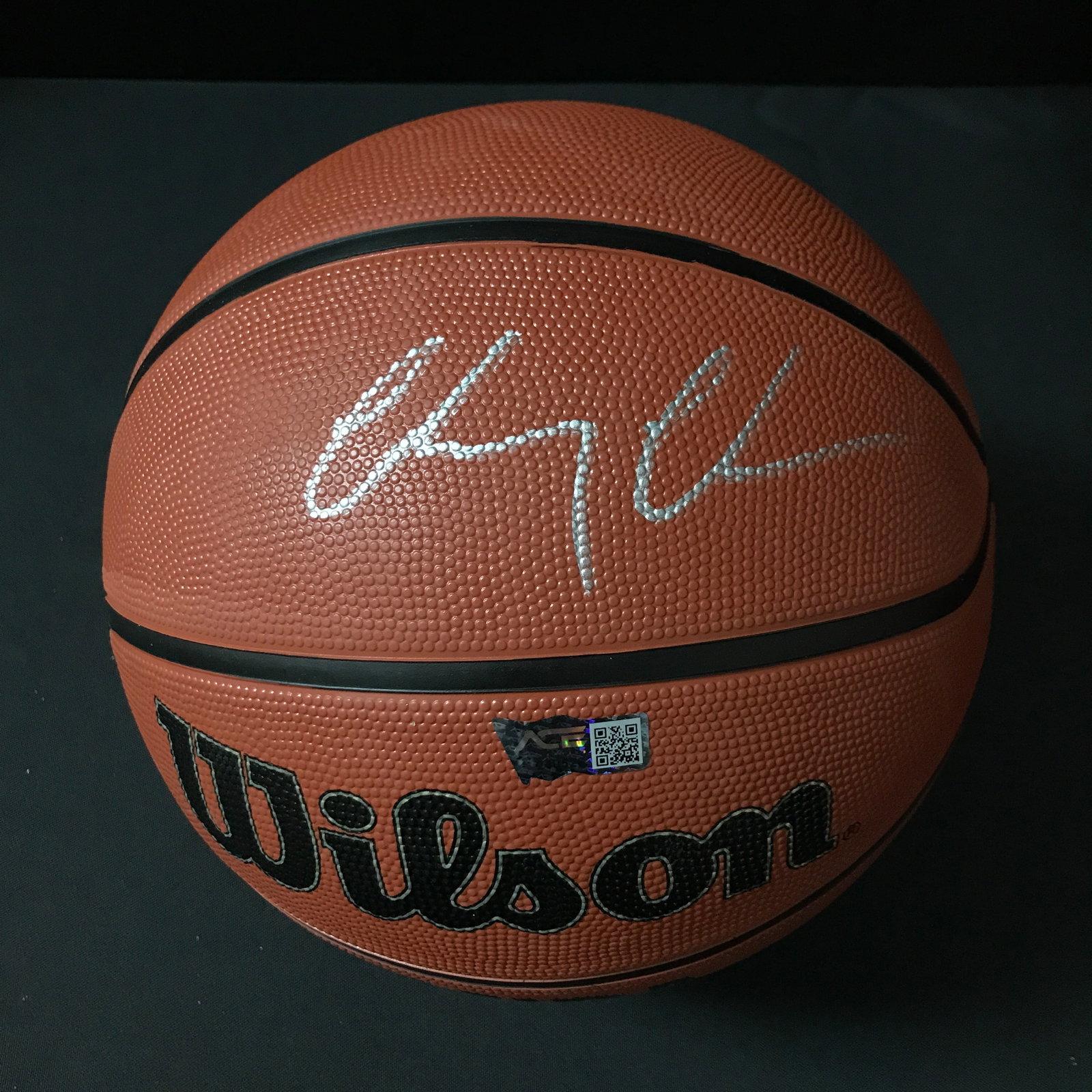 CHEVY CHASE SIGNED FLETCH BASKETBALL (ACE COA): Prices are in Canadian dollars