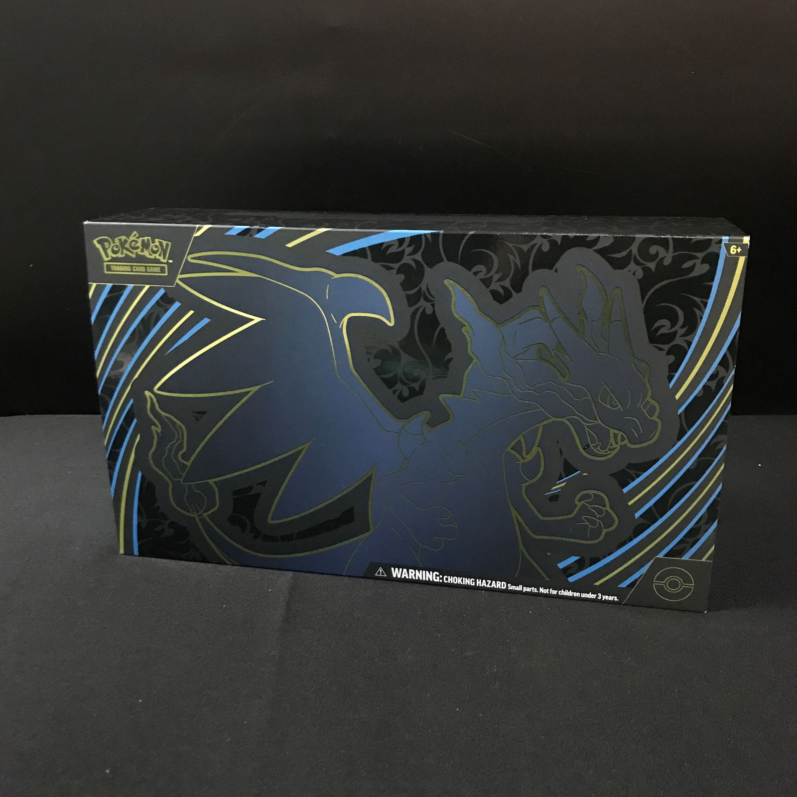 POKEMON TCG  MEGA CHARIZARD EX ULTRA PREMIUM COLLECTION. BOX (1 of 2)