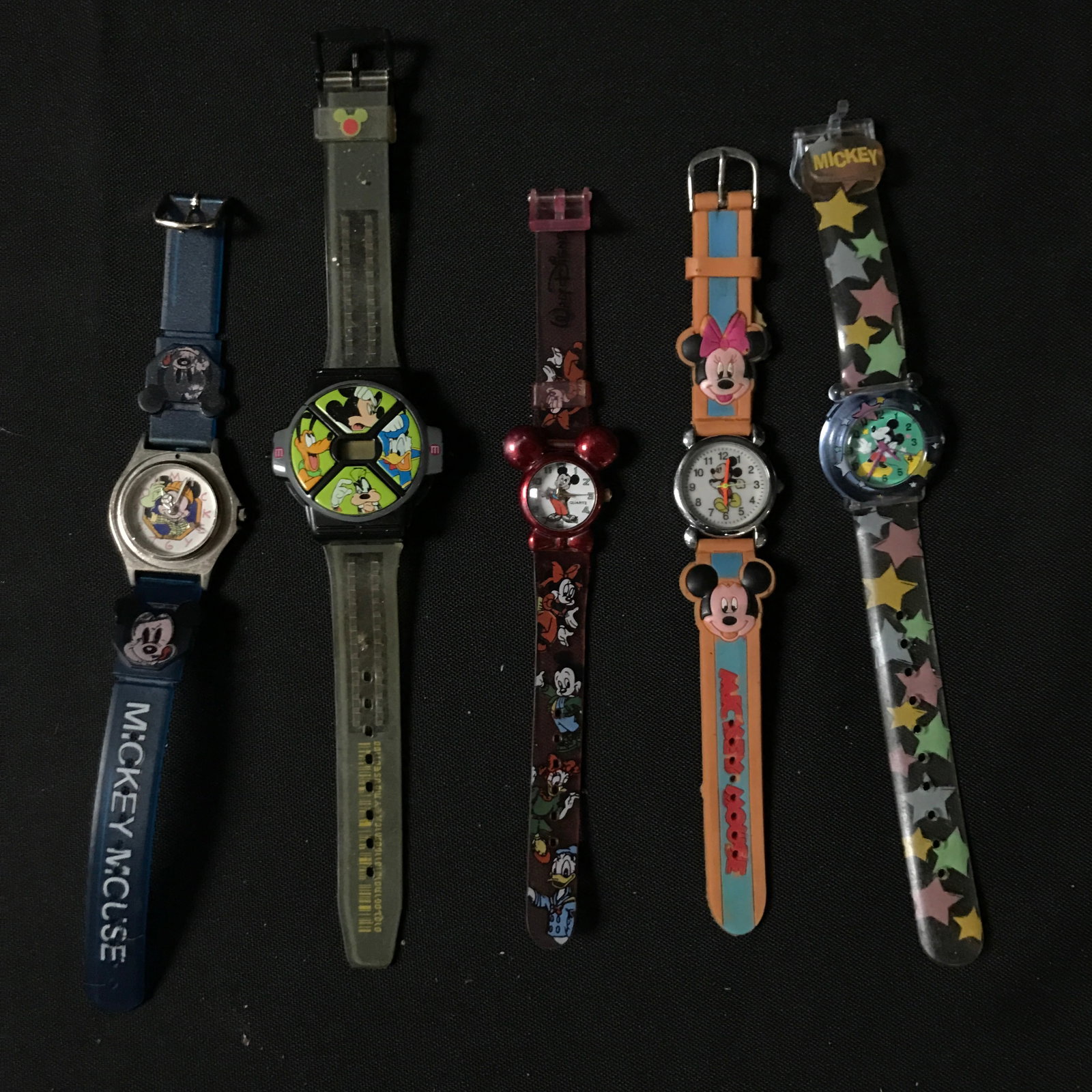 LOT OF 5 VINTAGE DISNEY WATCHES: Prices are in Canadian dollars