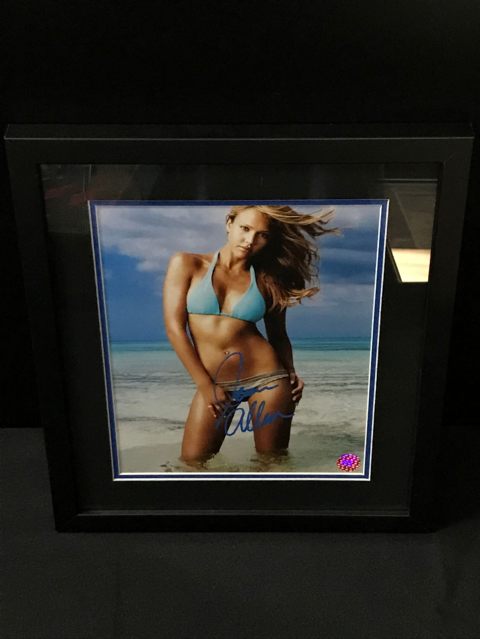 JESSICA ALBA SIGNED AND FRAMED 8X10 - KB COA: Prices are in Canadian dollars