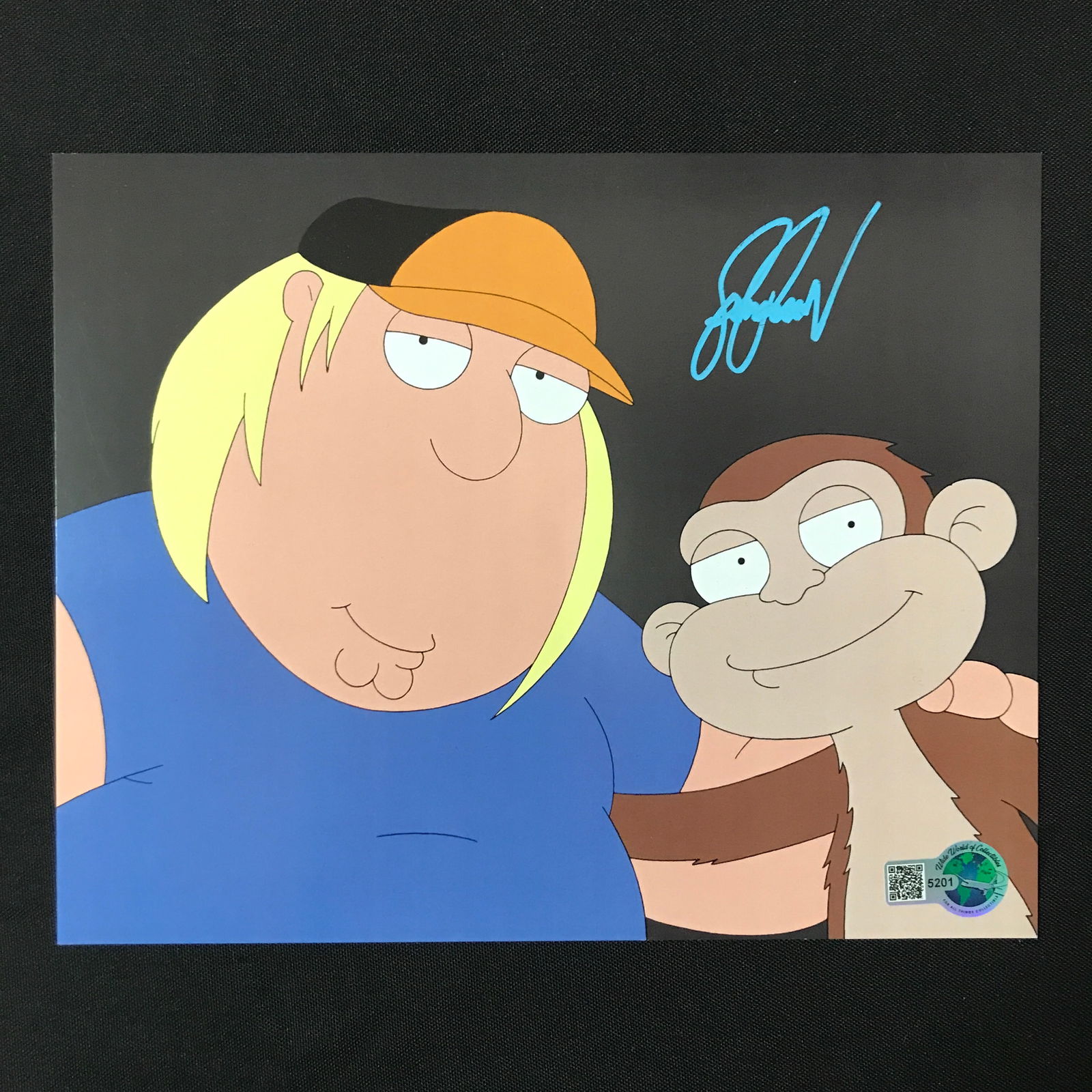 SETH GREEN SIGNED FAMILY GUY 8X10 - WWOC COA: Prices are in Canadian dollars