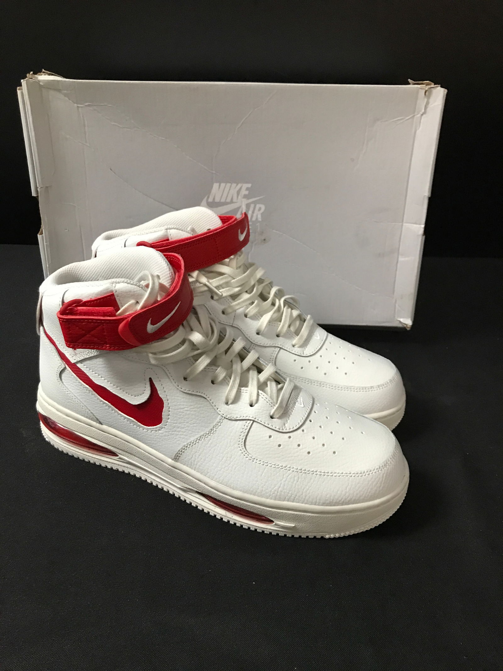 NIKE AIR FORCE 1 MID EVO SIZE 12: Prices are in Canadian dollars
