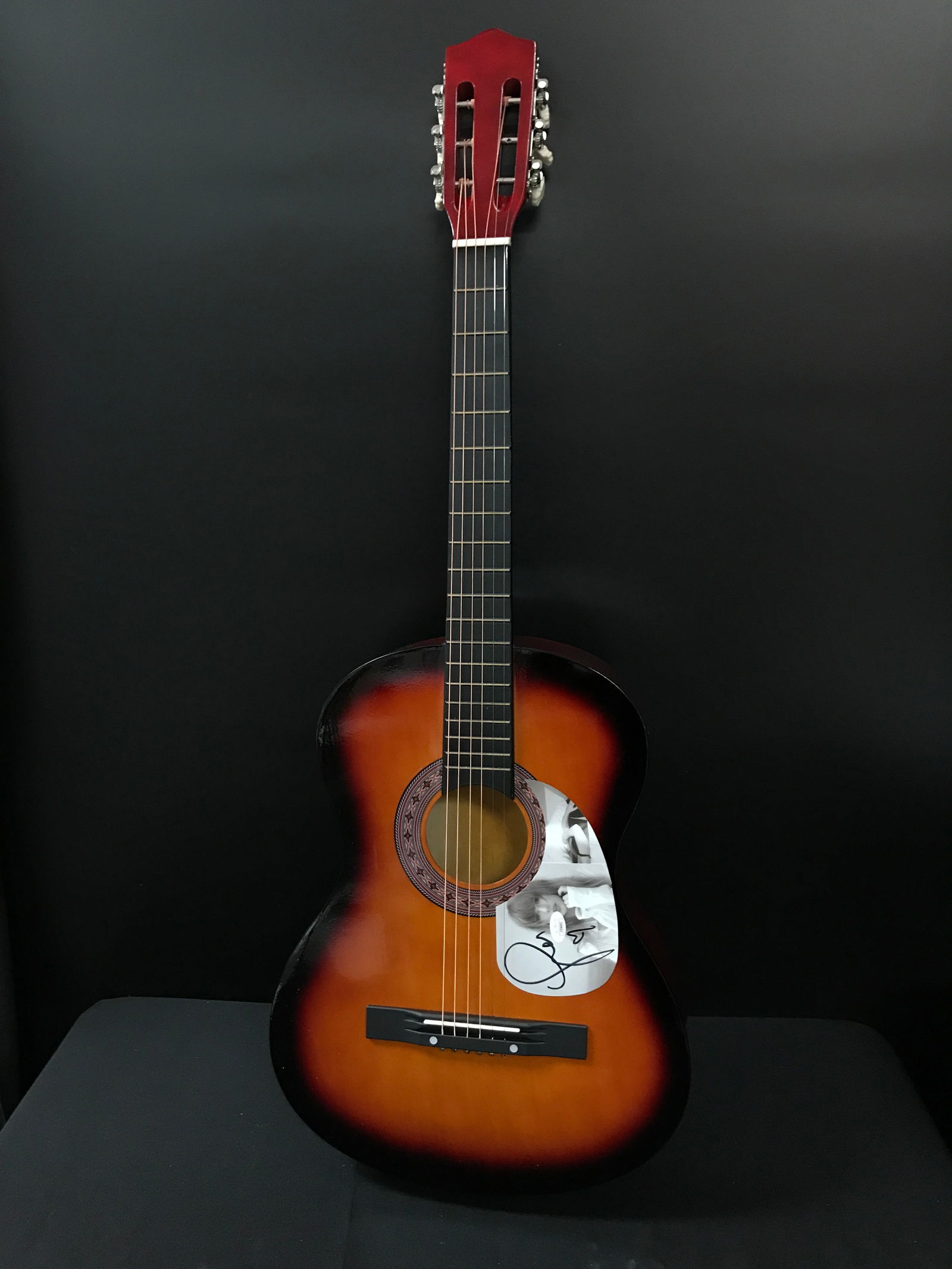 TAYLOR SWIFT SIGNED ACOUSTIC GUITAR - JSA COA (1 of 2)