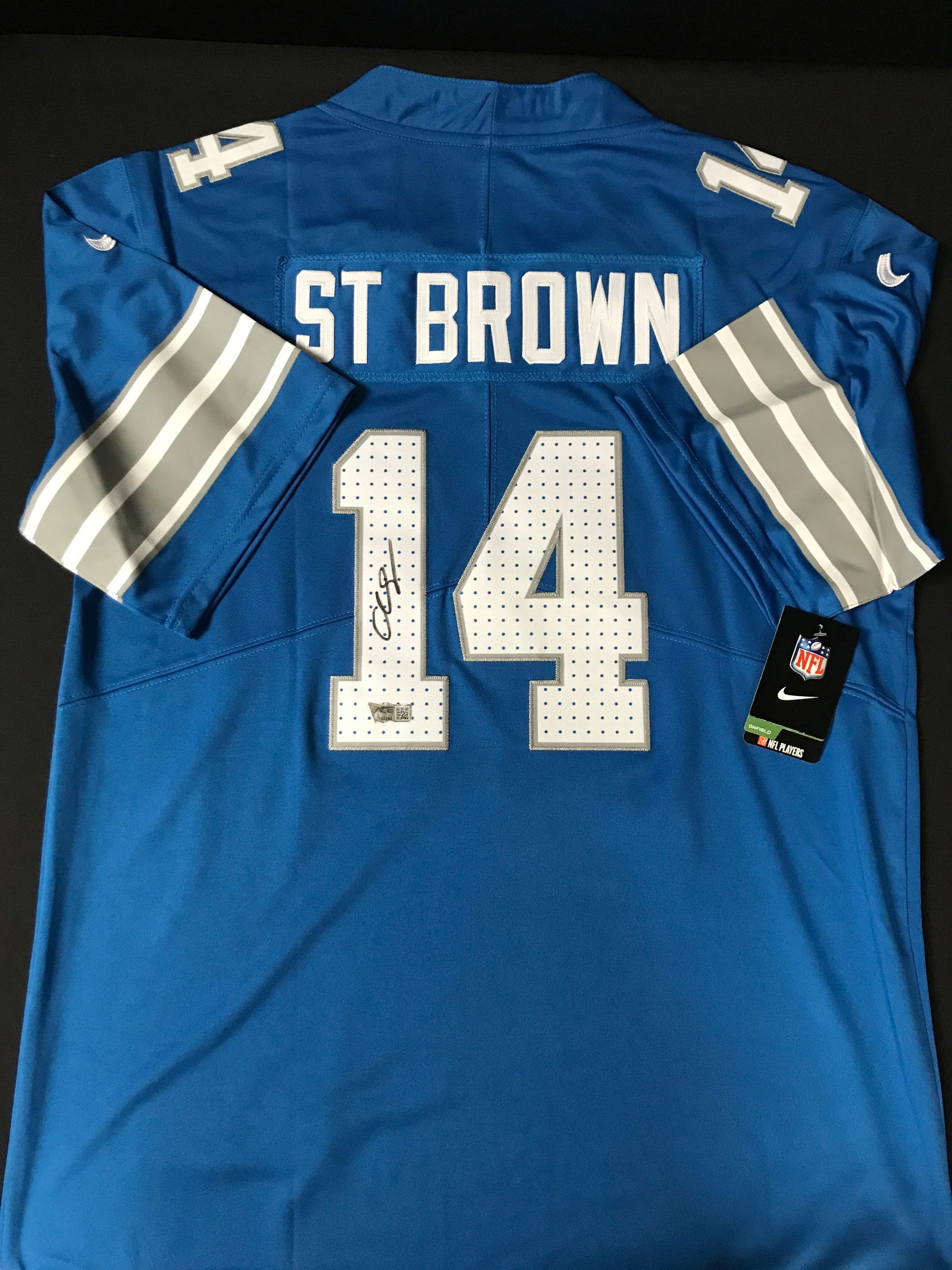 AMON ST BROWN SIGNED FOOTBALL JERSEY - ACE COA (1 of 3)