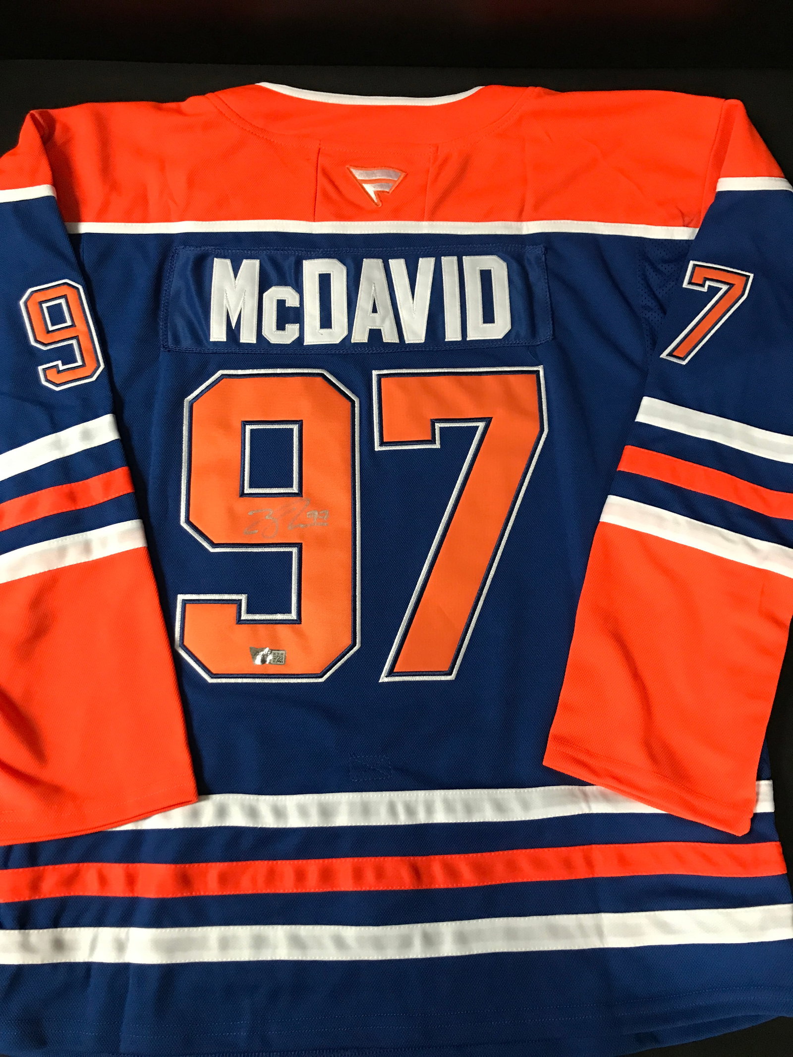 CONNOR MCDAVID SIGNED EDMONTON OILERS JERSEY - ACE COA: Prices are in Canadian dollars