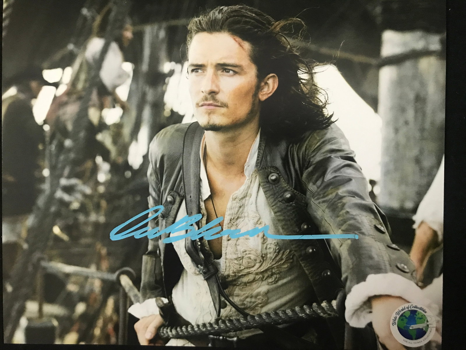 ORLANDO BLOOM SIGNED PIRATES OF THE CARIBEAN 8X10 - WWOC COA: Prices are in Canadian dollars