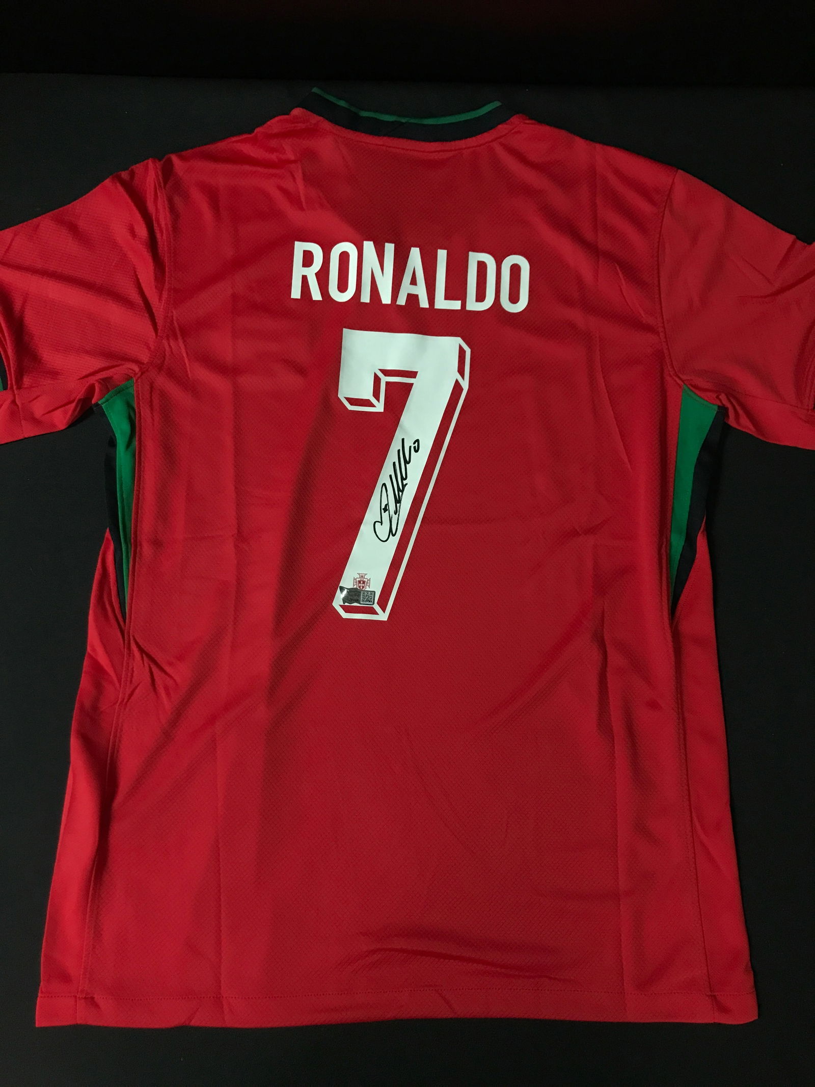 CHRISTIANO RONALDO PORTUGAL SIGNED JERSEY ACE COA (1 of 3)