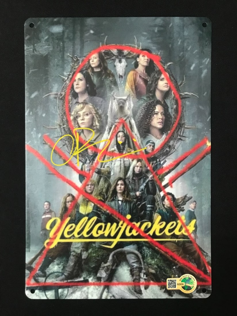 CHRISTINA RICCI SIGNED YELLOW JACKETS 8X10 - WWOC COA (1 of 2)