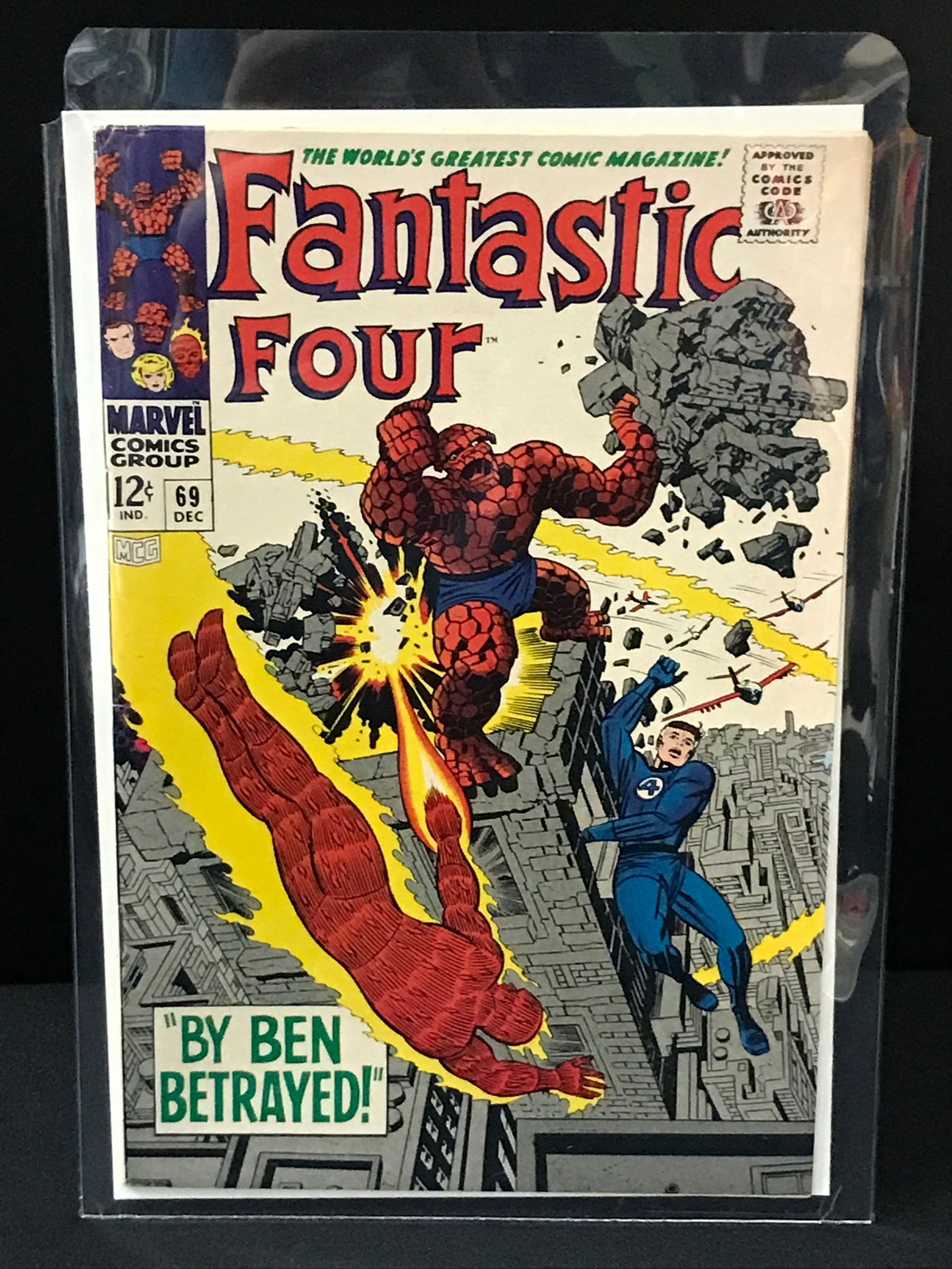 FANTASTIC FOUR #69 - MARVEL COMICS (1 of 1)