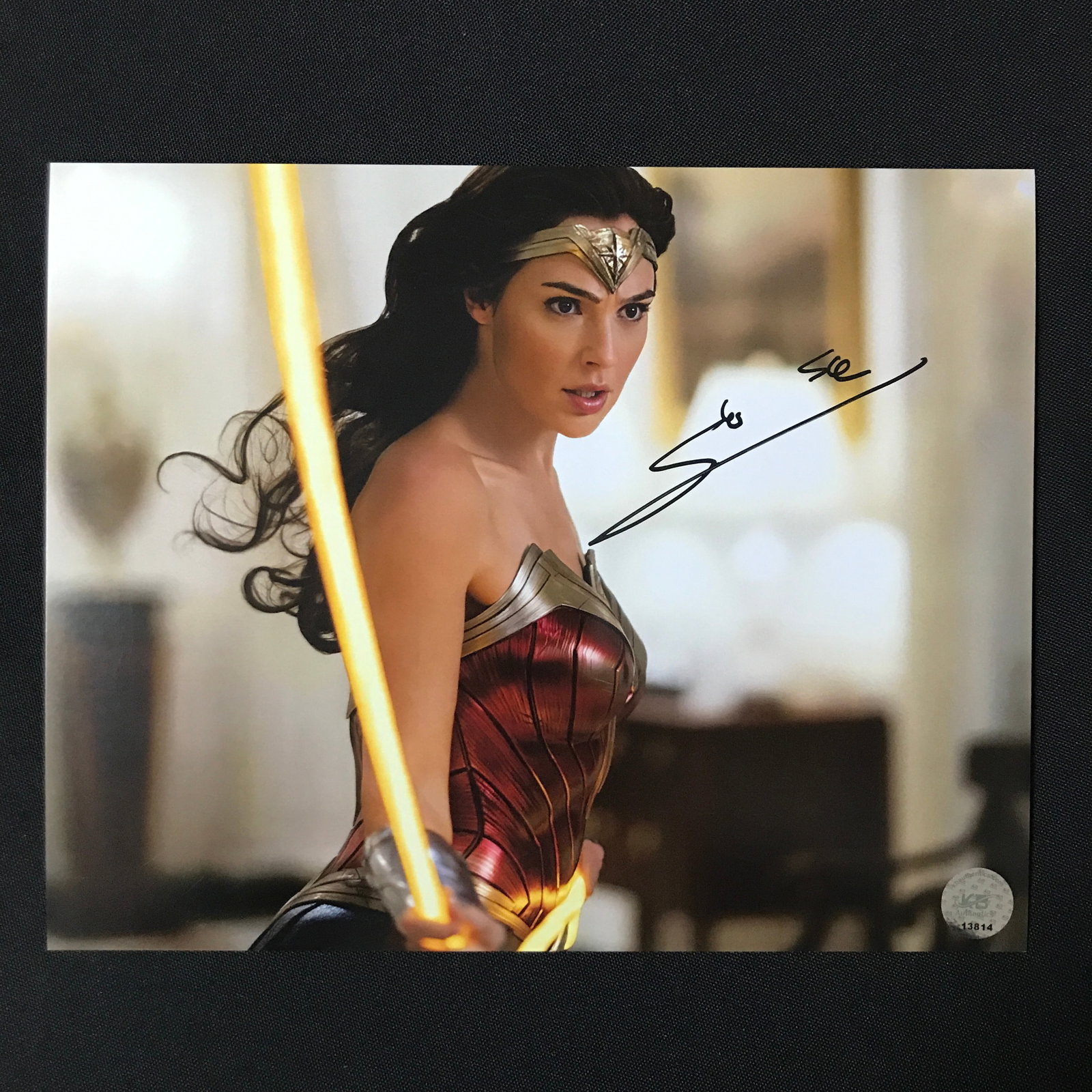 GAL GADOT SIGNED WONDER WOMAN 8X10 - KB COA: Prices are in Canadian dollars