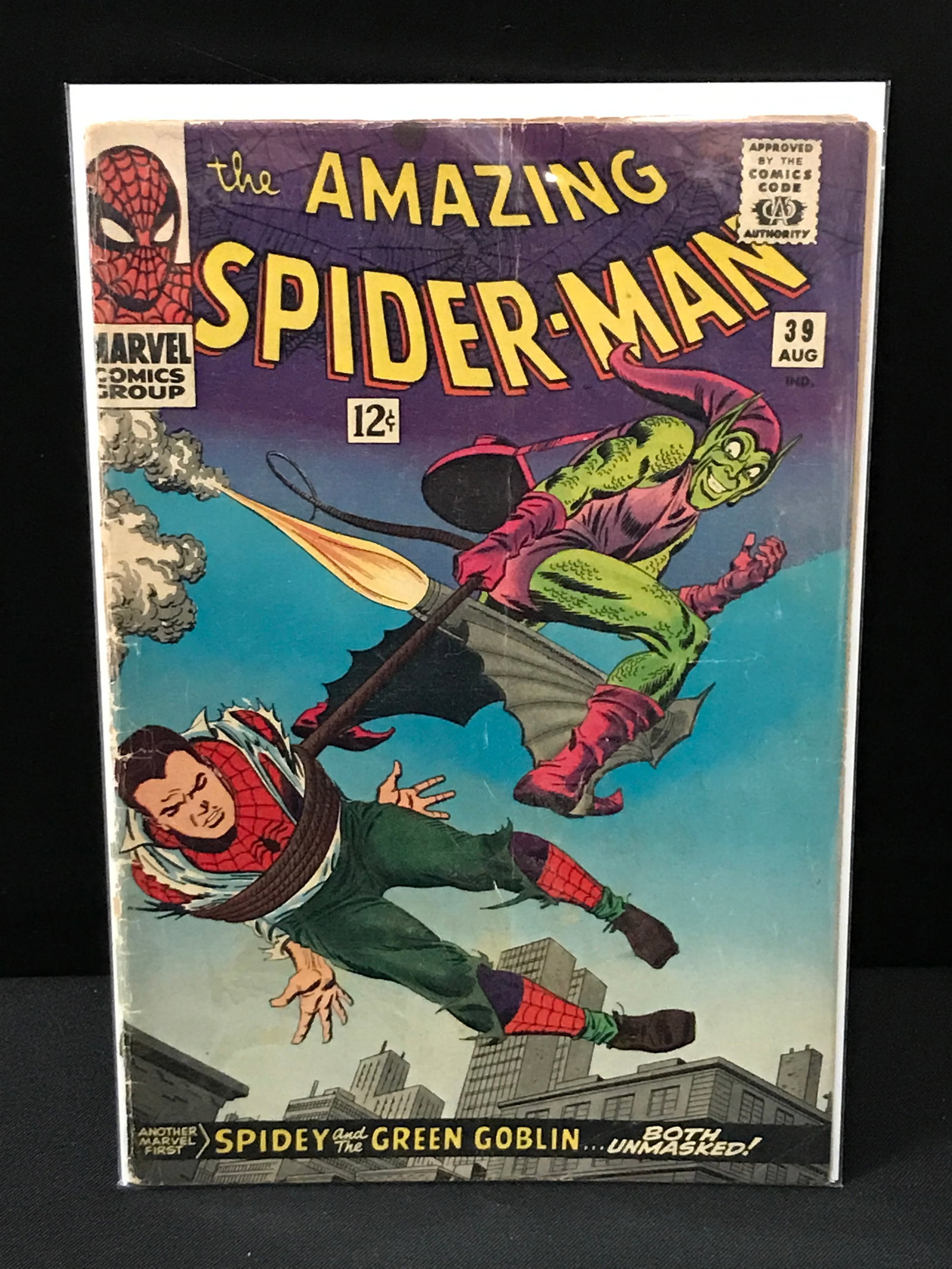 THE AMAZING SPIDERMAN #39 - MARVEL COMICS: Prices are in Canadian dollars