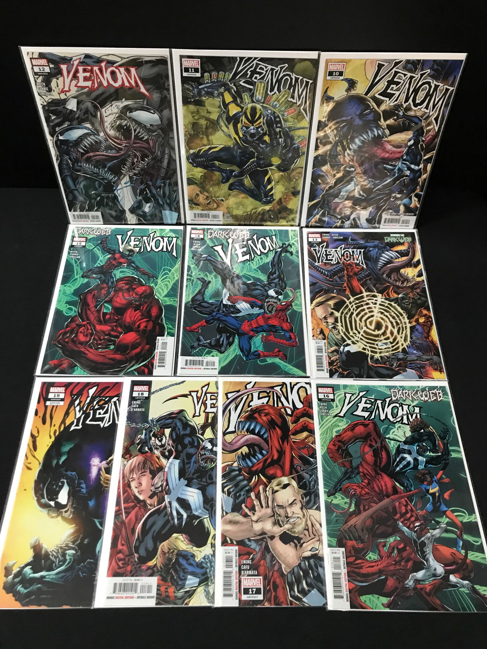 LOT OF 10 VENOM COMICS - MARVEL COMICS (1 of 1)