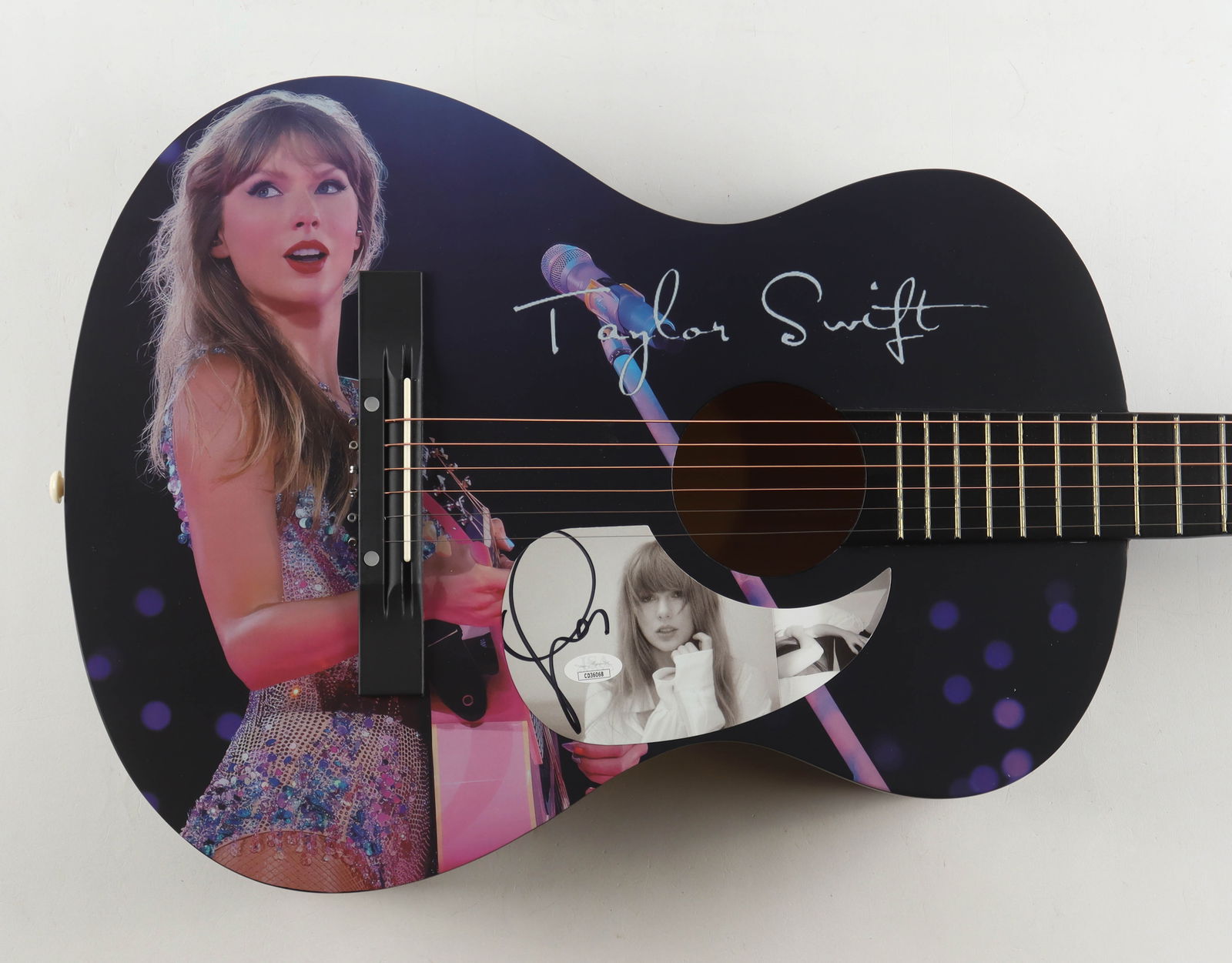 TAYLOR SWIFT SIGNED ACOUSTIC GUITAR - JSA COA (1 of 3)
