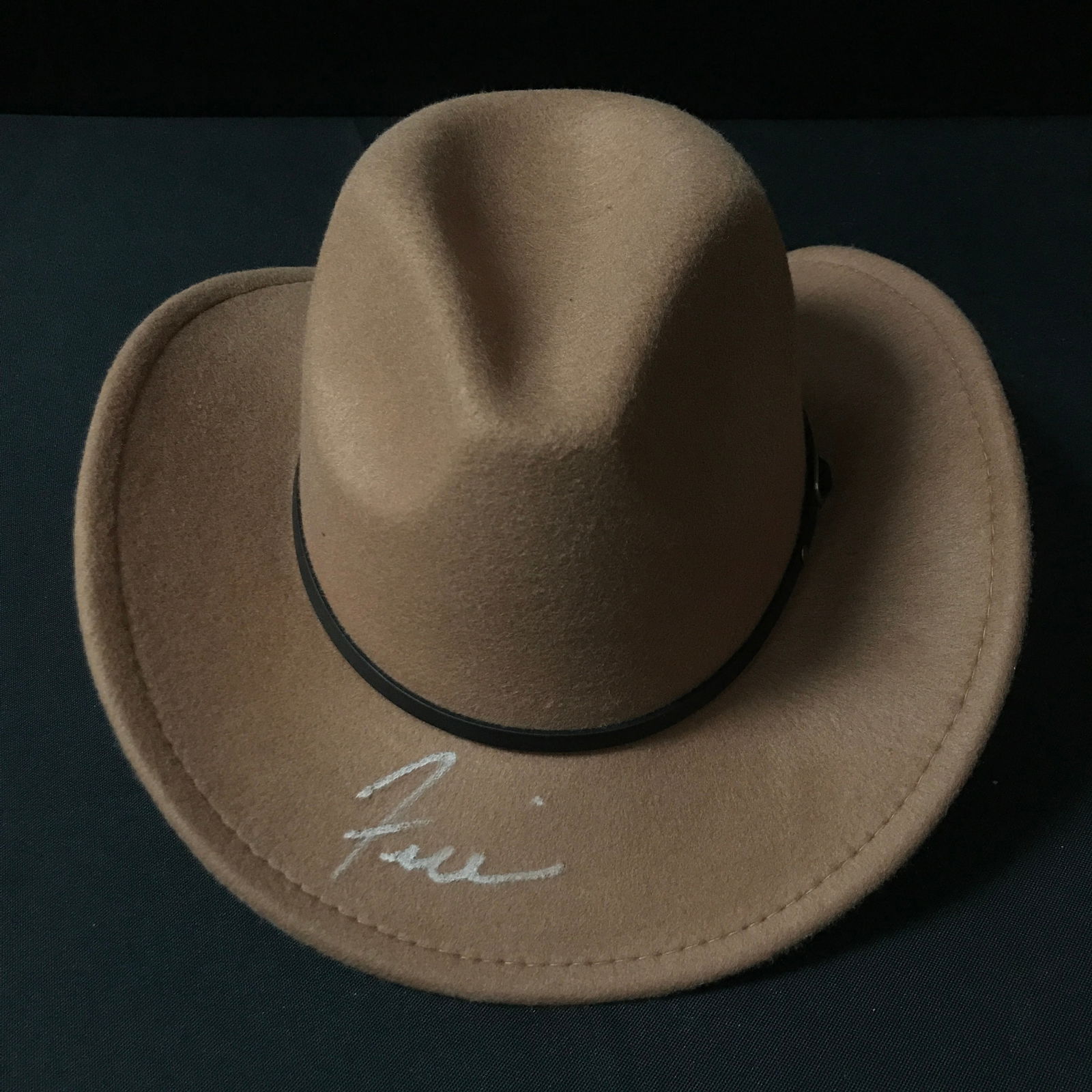 FAITH HILL SIGNED 1883 COWBOY HAT - KB COA (1 of 2)