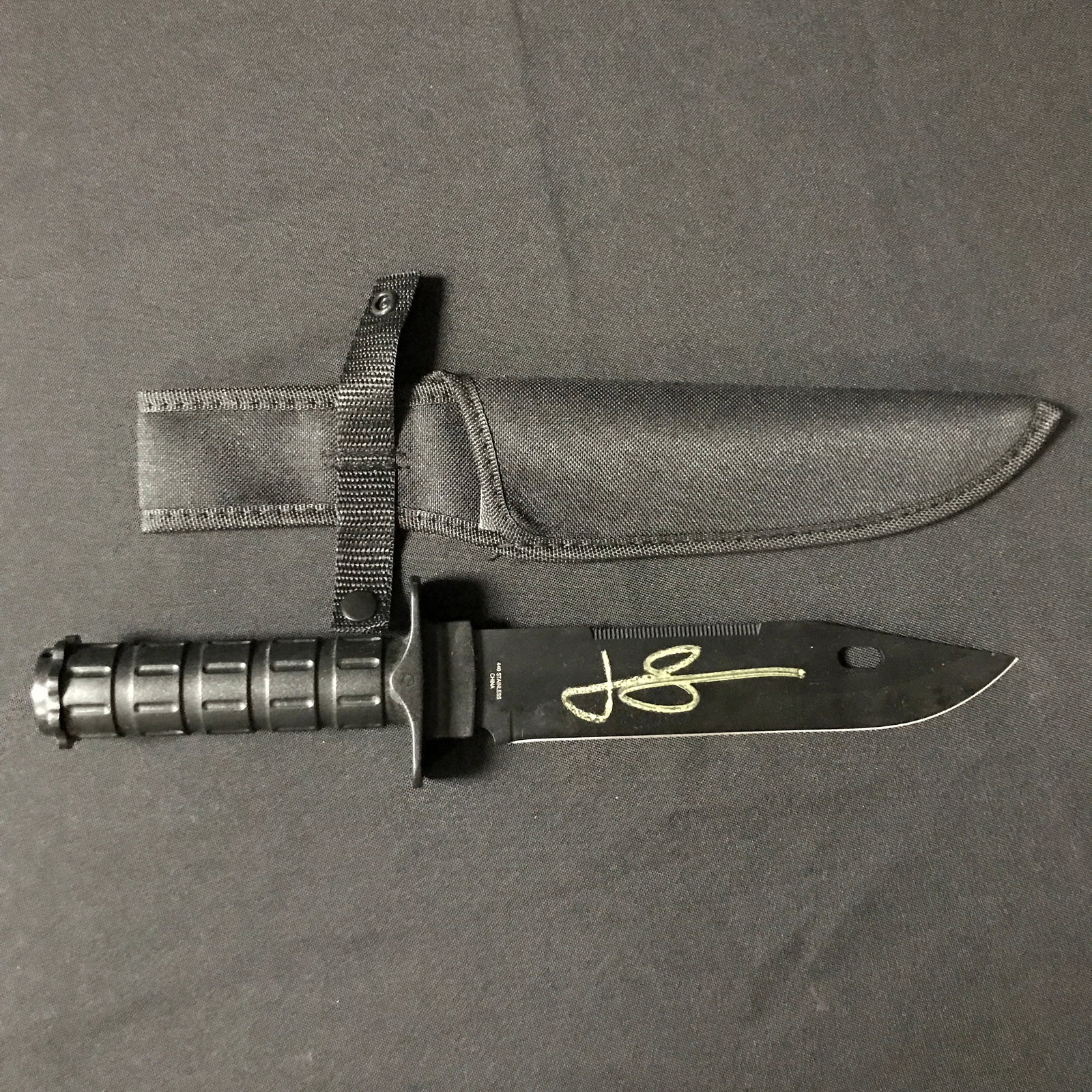 JASON STATHAM SIGNED EXPENDABLES KNIFE (CELEBRITY AUTHENTICS COA): Prices are in Canadian dollars