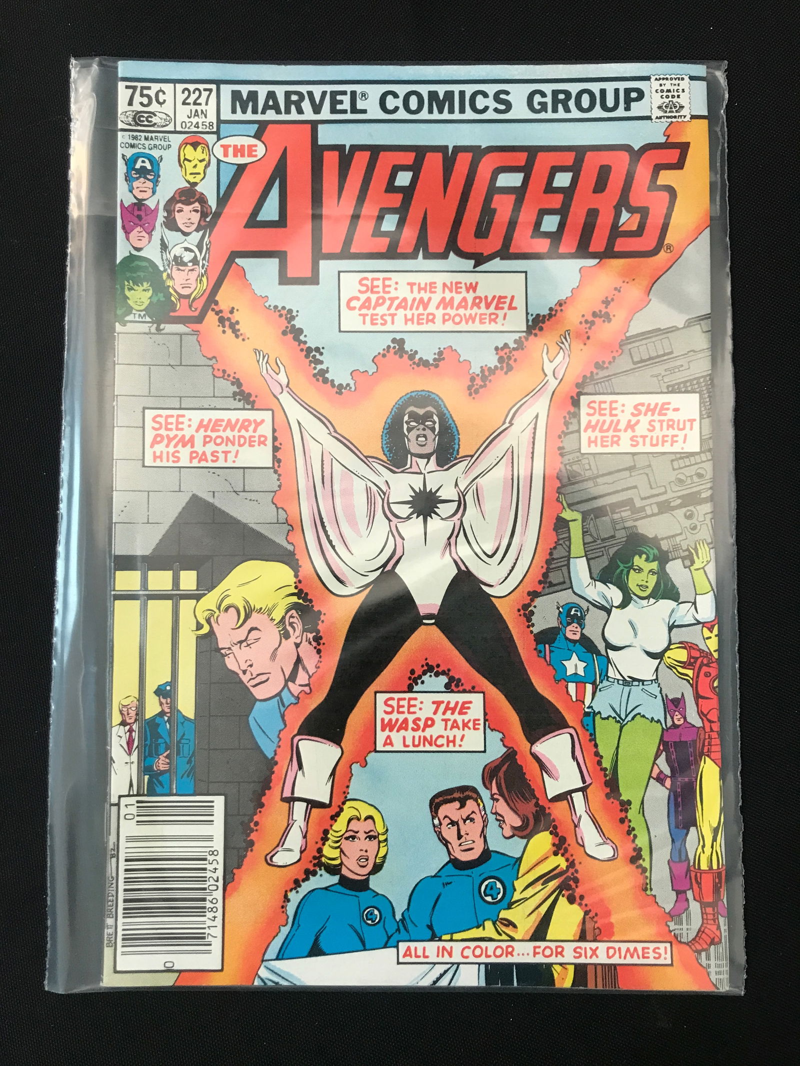 THE AVENGERS #227 - MARVEL COMICS (1 of 1)