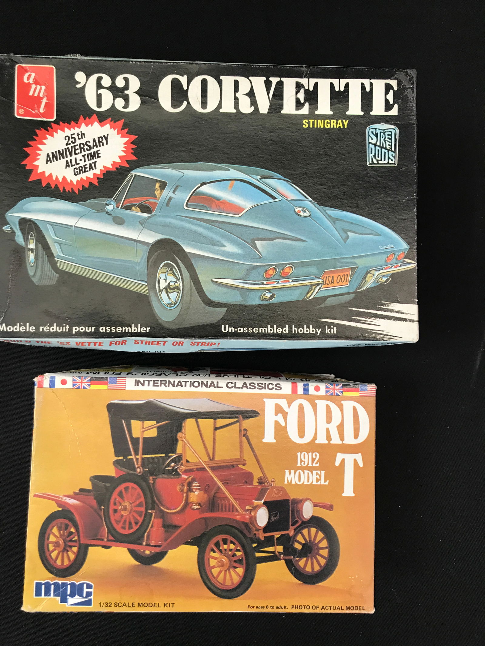 LOT OF 2 HOBBY CAR MODEL KITS IN ORIGINAL PACKAGING (1 of 1)