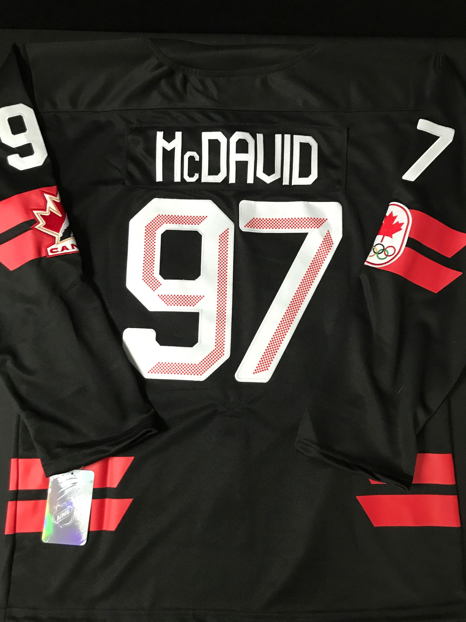 CONNOR MCDAVID 2026 TEAM CANADA OLYMPIC HOCKEY JERSEY (1 of 2)